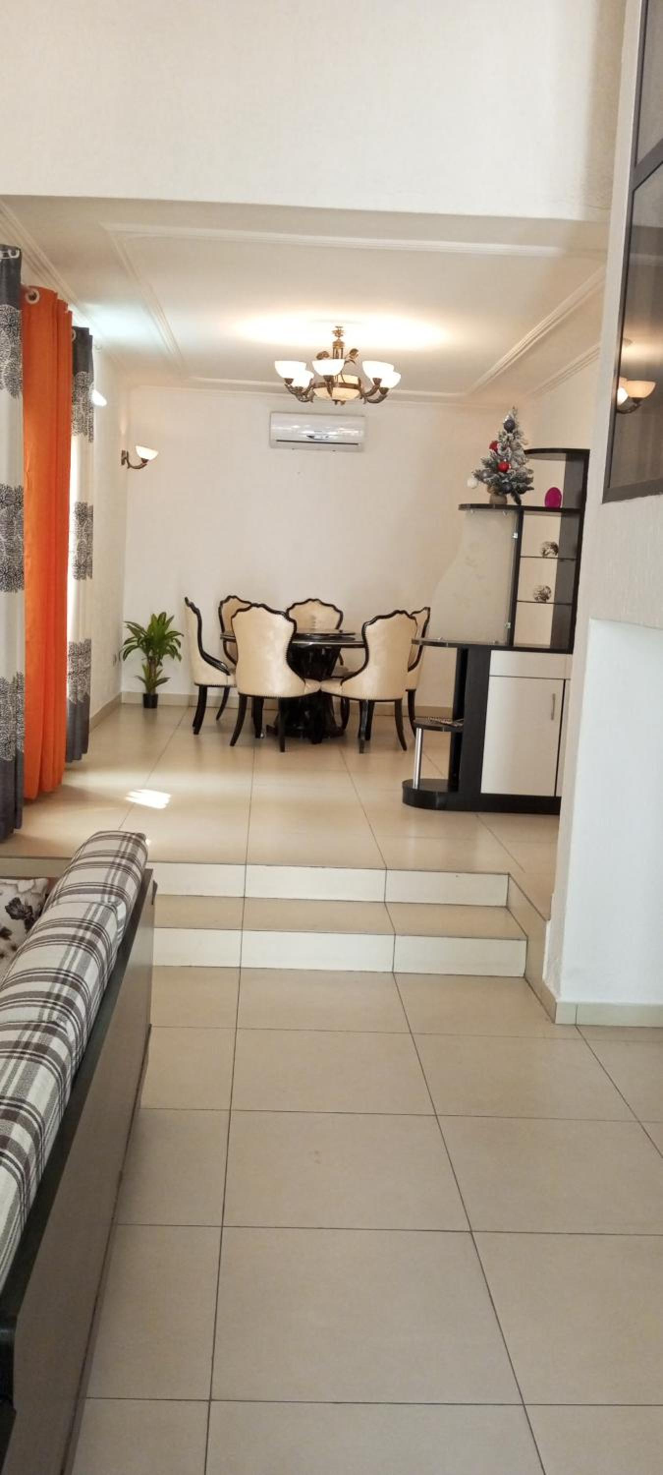 VILLA TRIPLEX