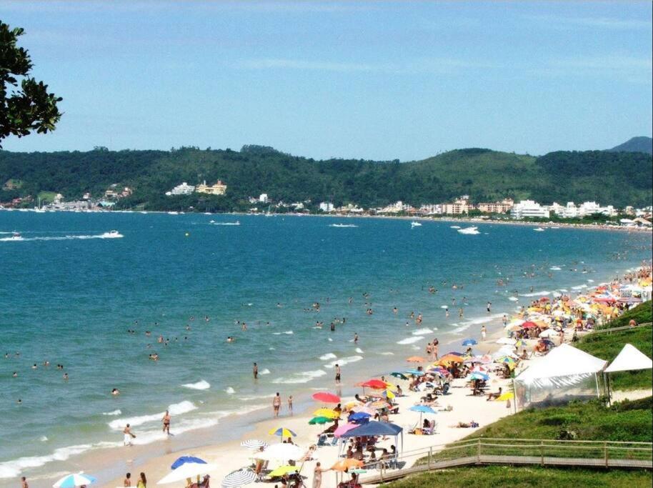 Il Campanário Jurerê vista frente mar andar alto