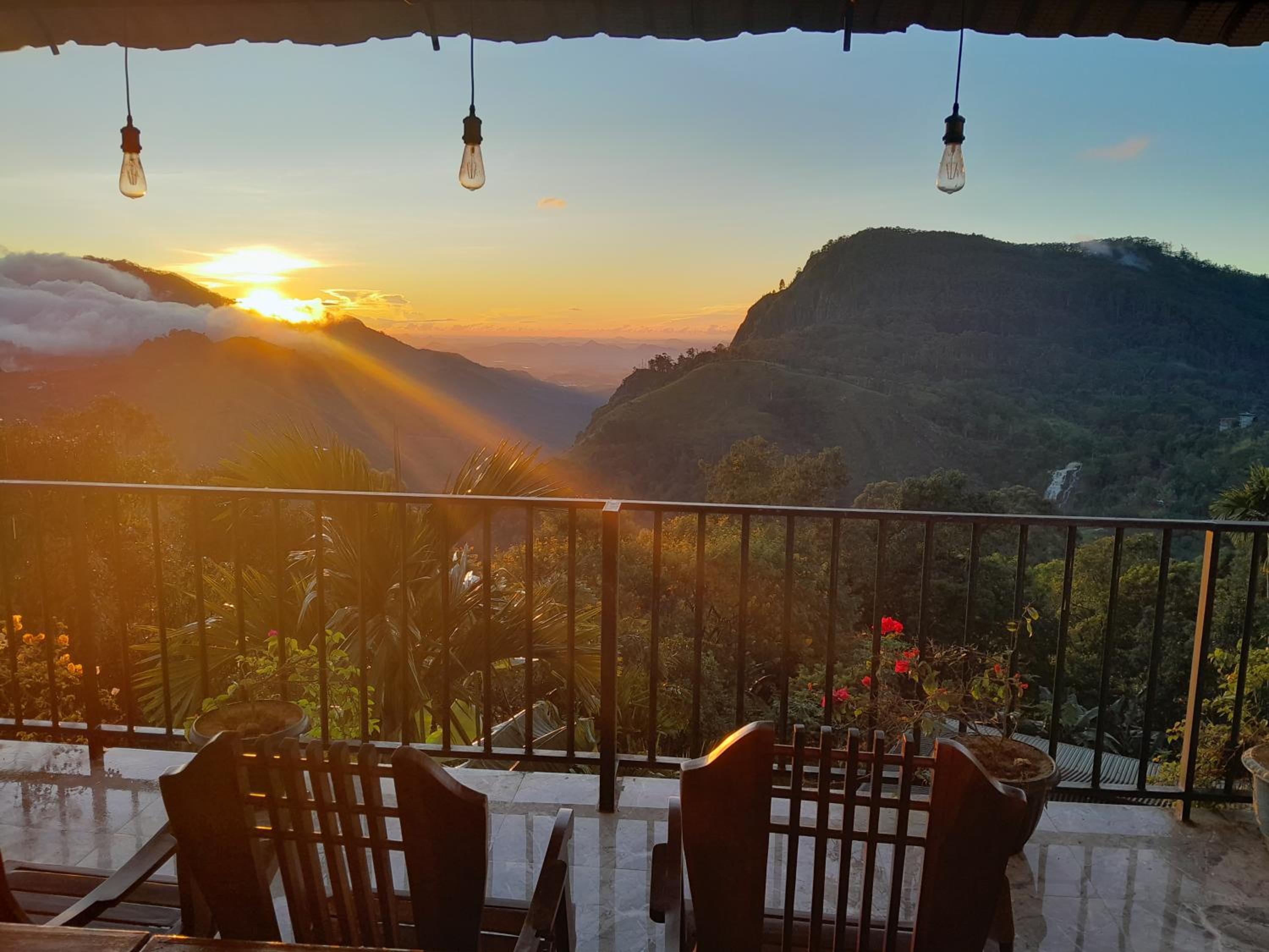 Golden View Guest Ella view 5