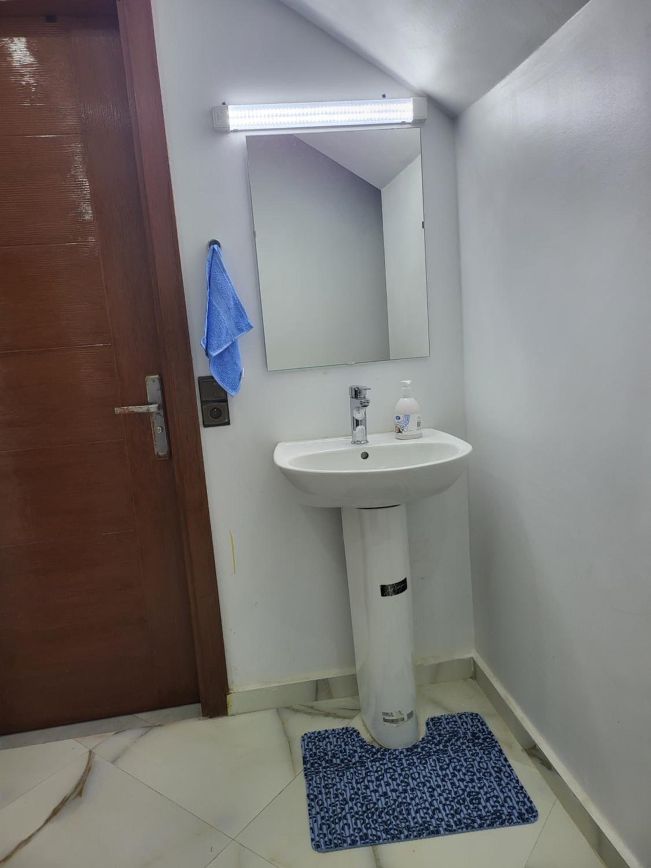 Duplex+2 salles de bain à 5 min de l'aéroport