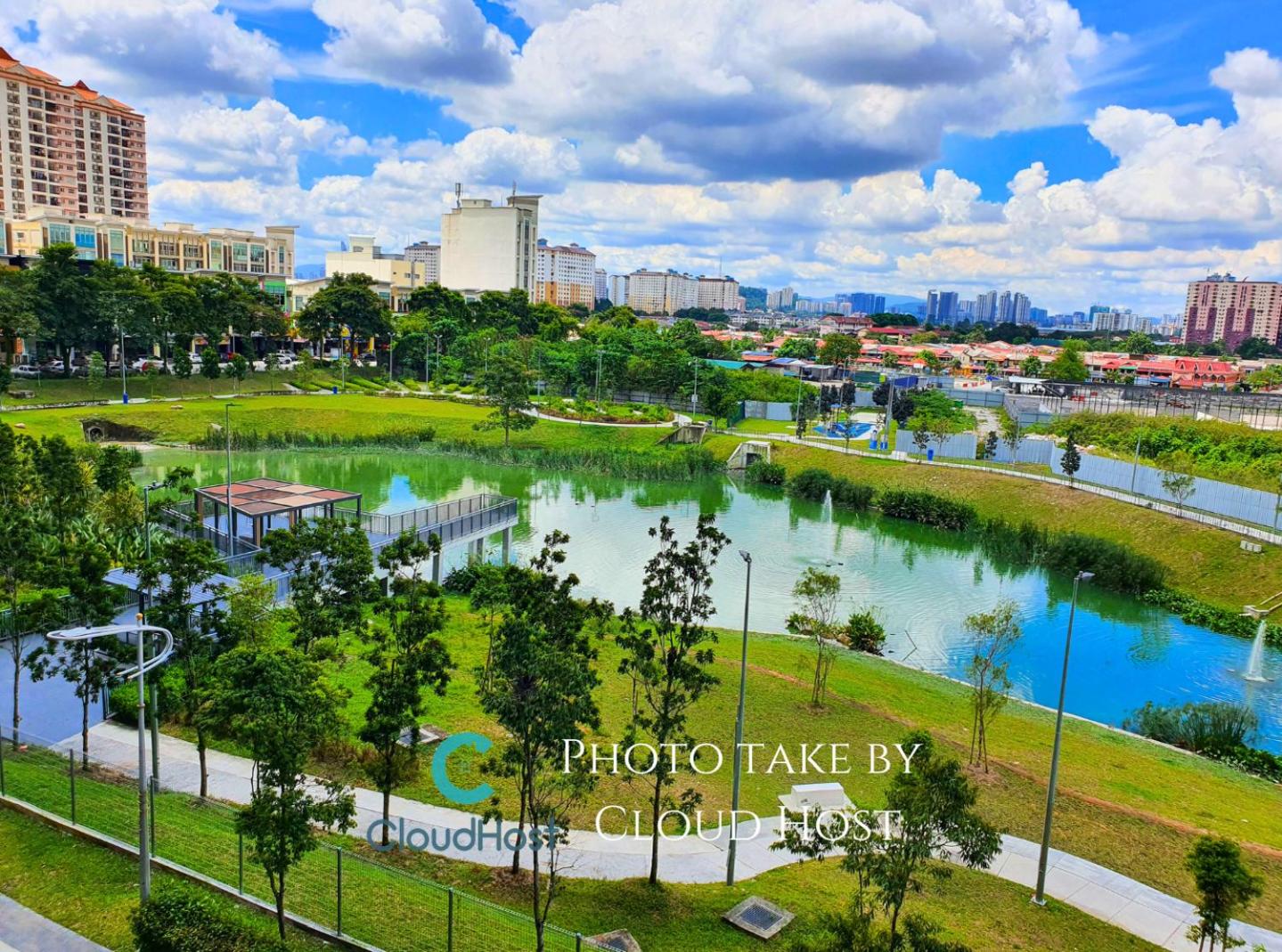 PJ Specious 3BR 7pax near Sunway Pyramid Mall by Cloud Host