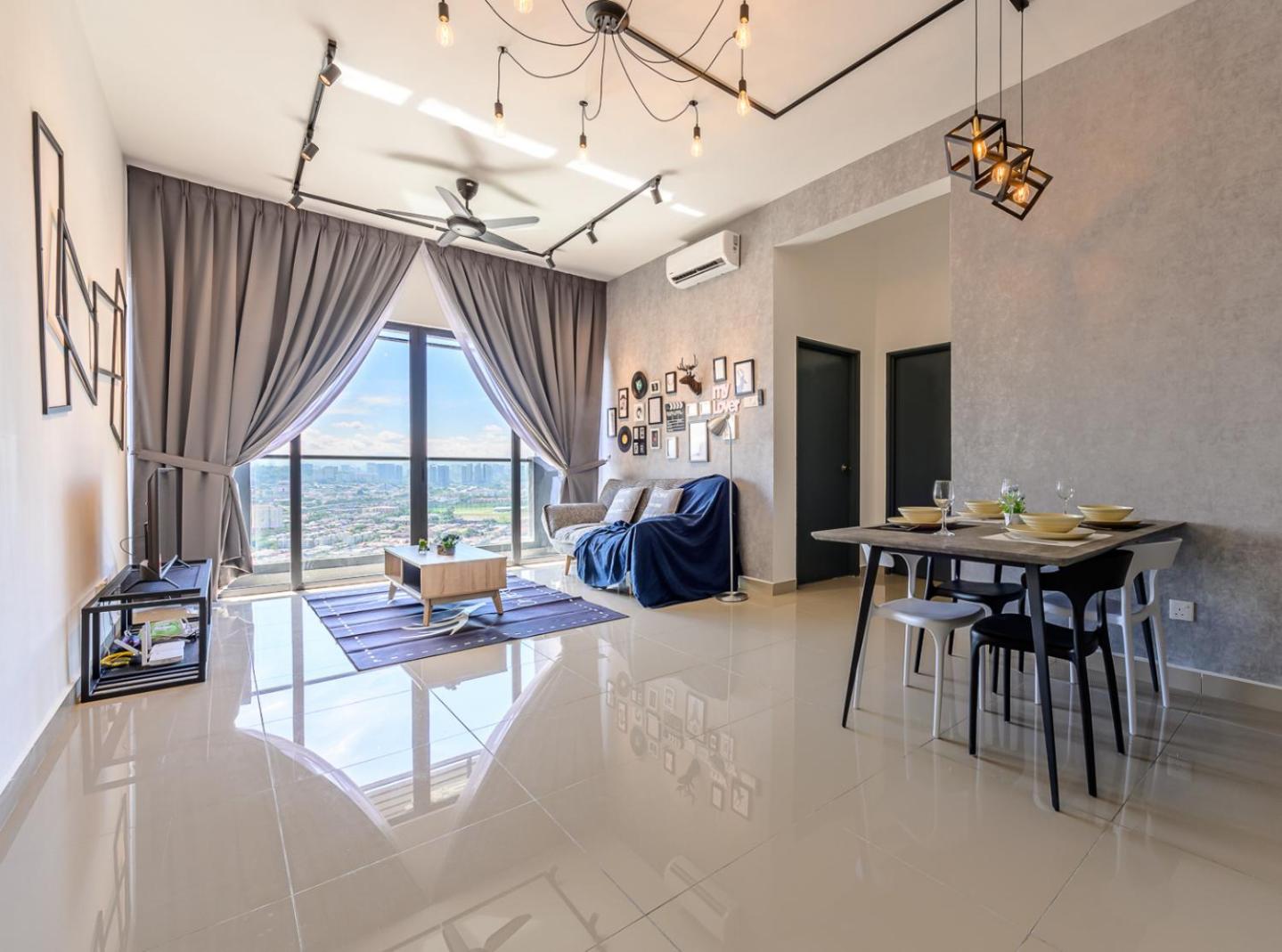 PJ Specious 3BR 7pax near Sunway Pyramid Mall by Cloud Host
