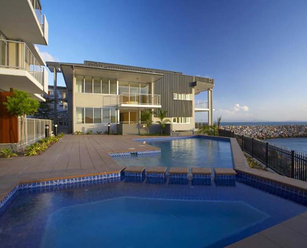 Panoramic Ocean Views 2 bed/2 bath Unit, Nelly Bay