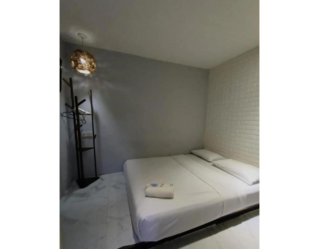 EXPRESS OYO HOTEL