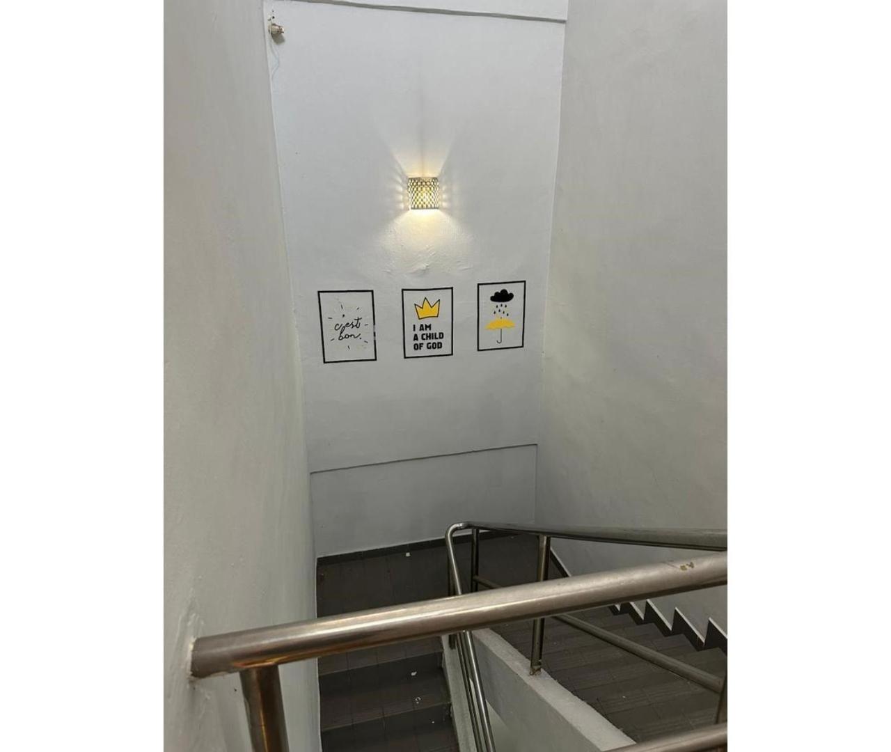 EXPRESS OYO HOTEL