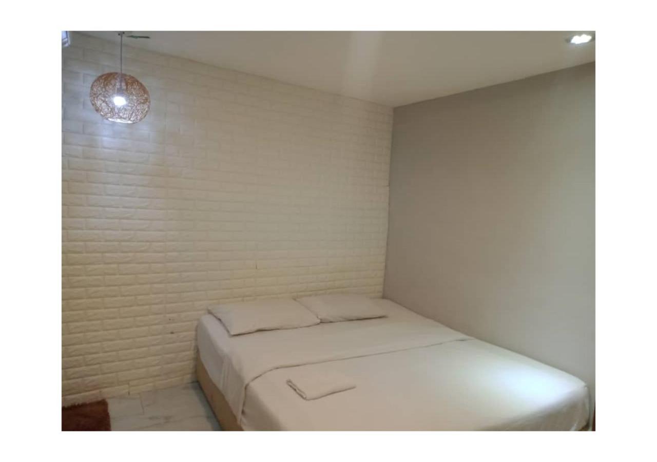EXPRESS OYO HOTEL