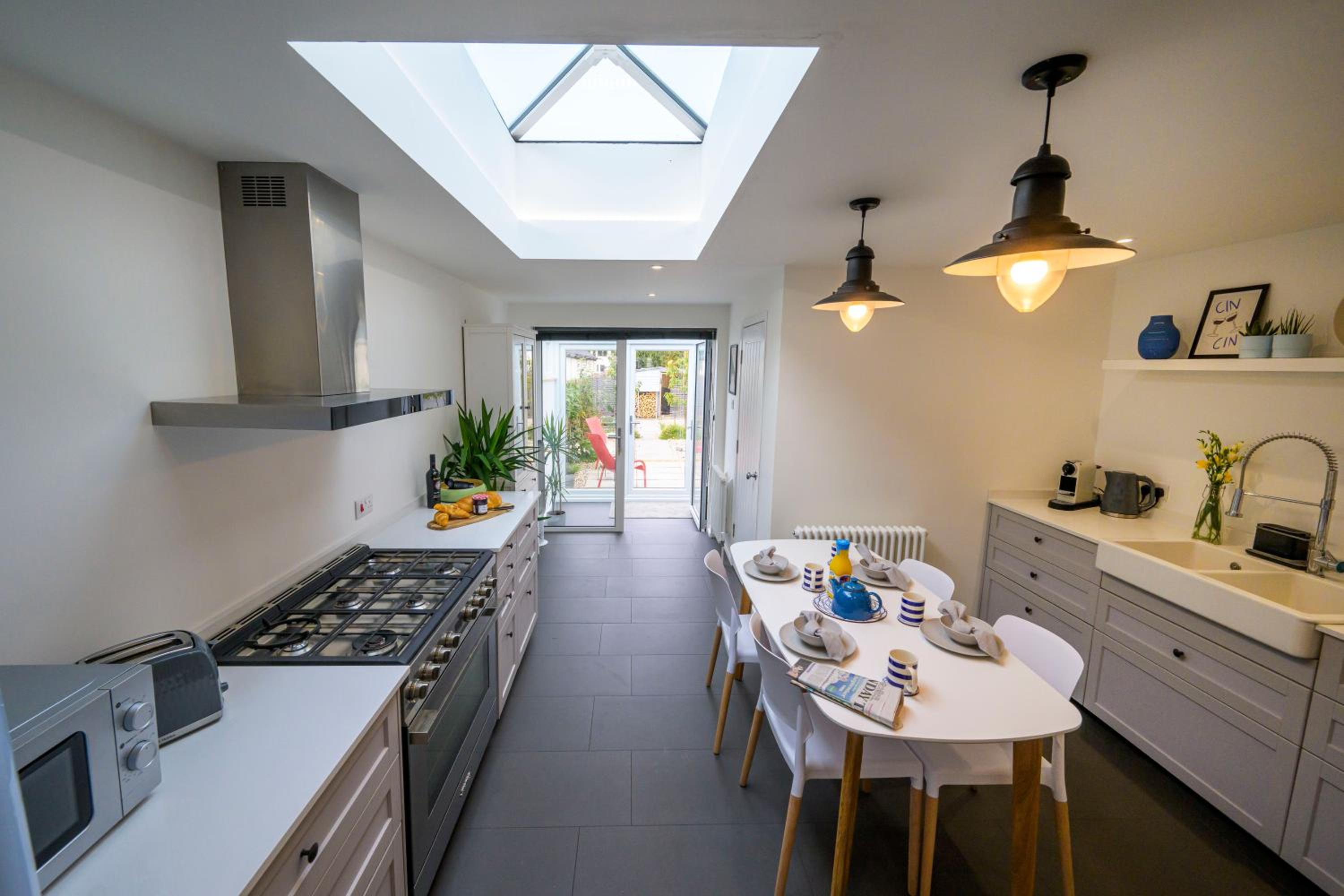Pilots Lodge by Deal Castle with free parking