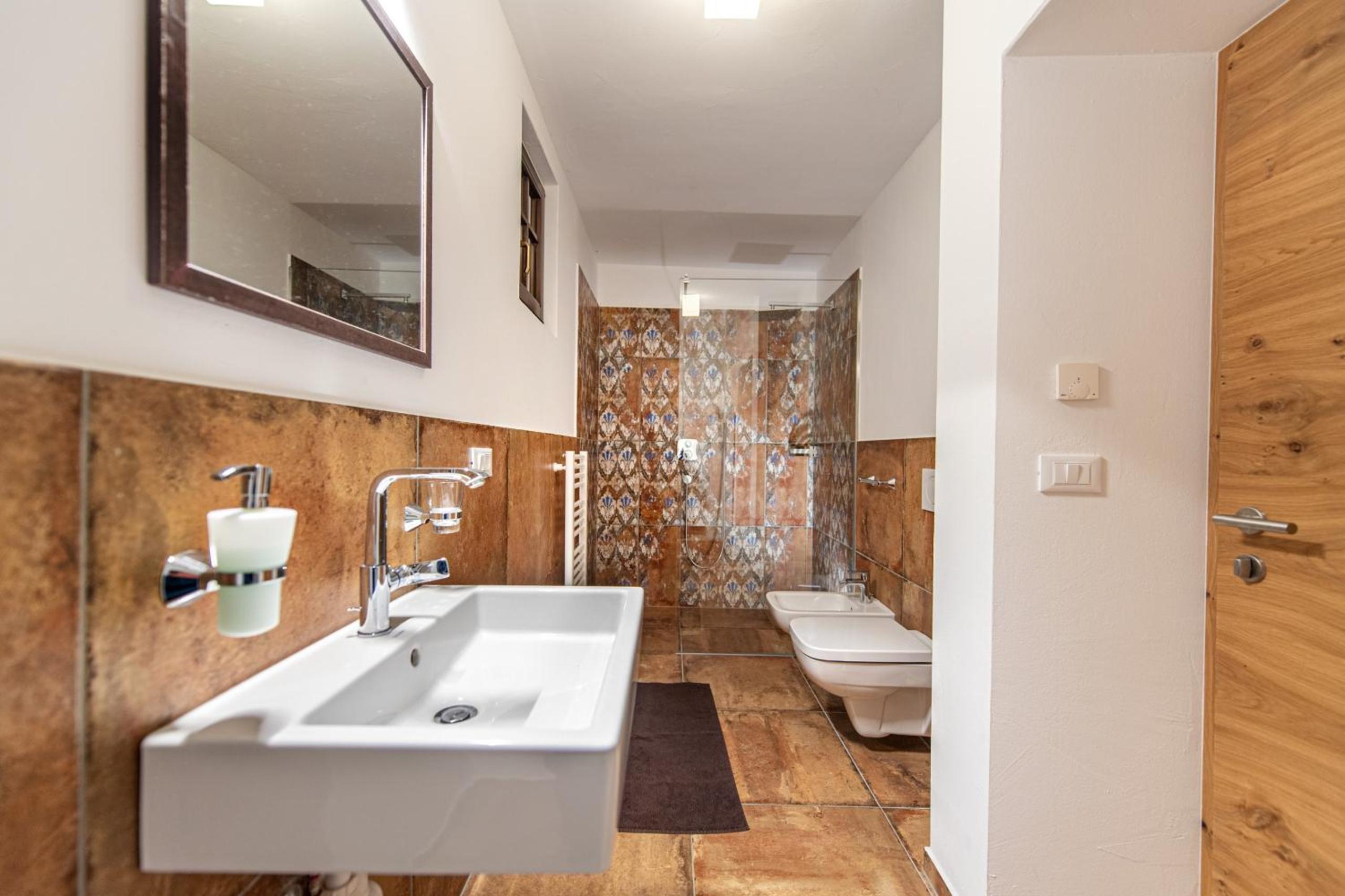 Agriturismo Apartments Tuene