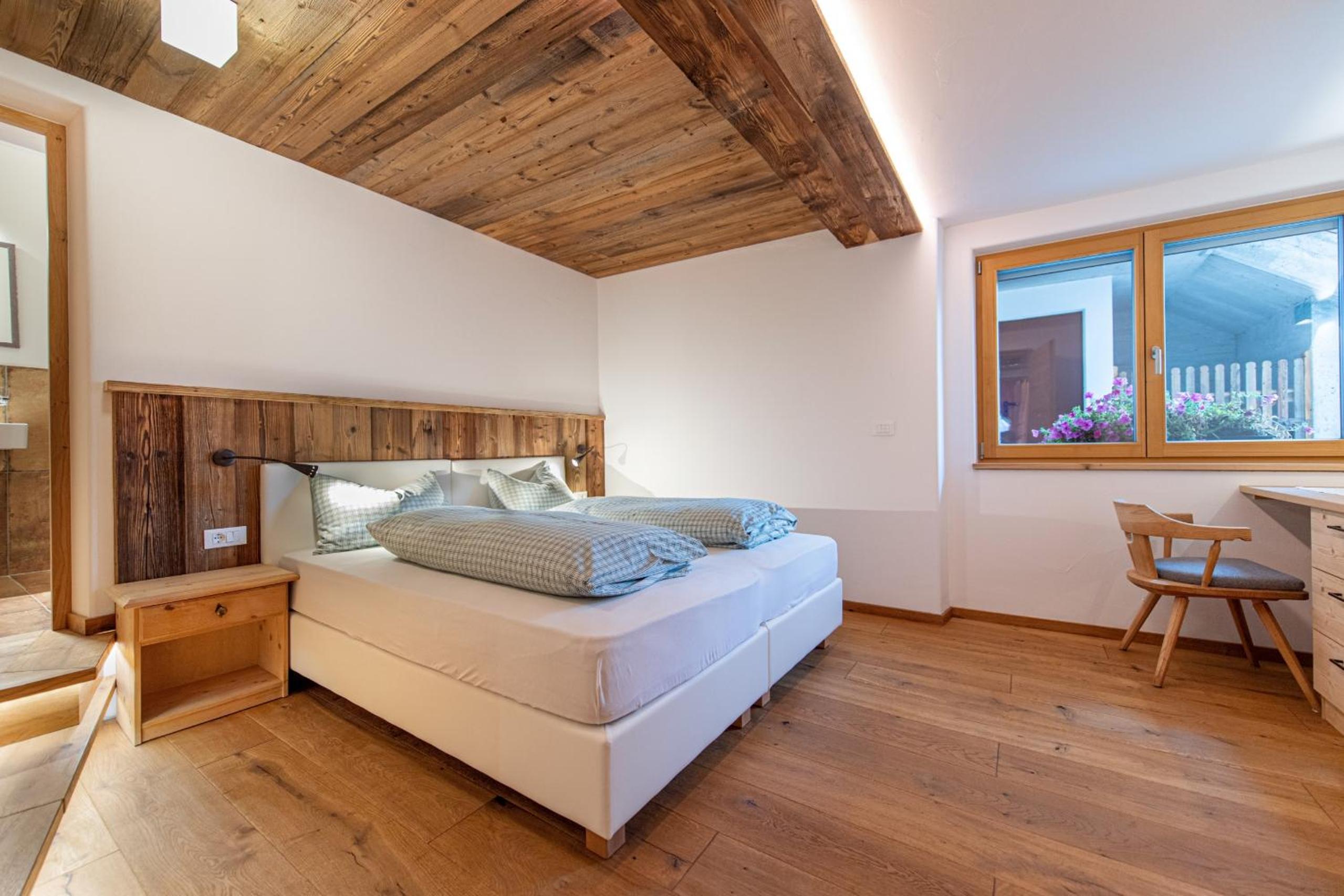 Agriturismo Apartments Tuene