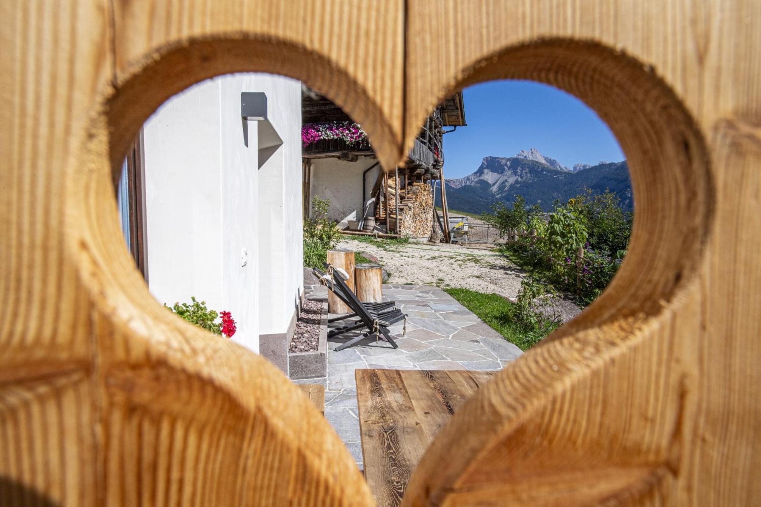 Agriturismo Apartments Tuene