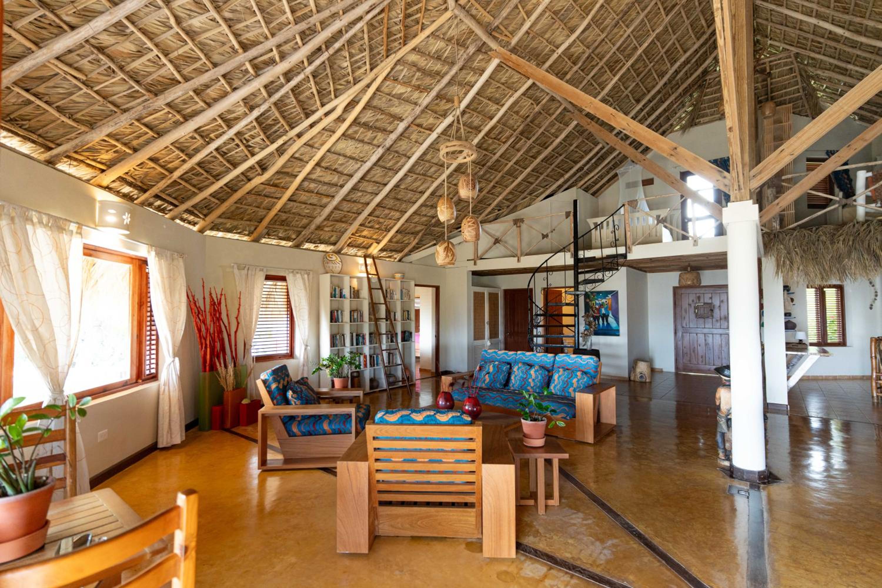 Villa Punta Coral