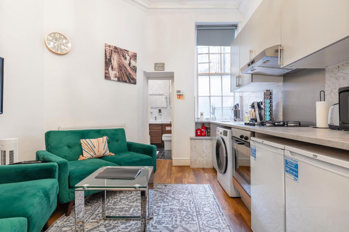 DELUXE Two Bed in Covent Garden