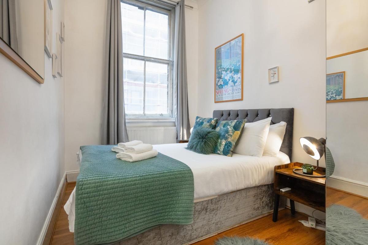 DELUXE Two Bed in Covent Garden