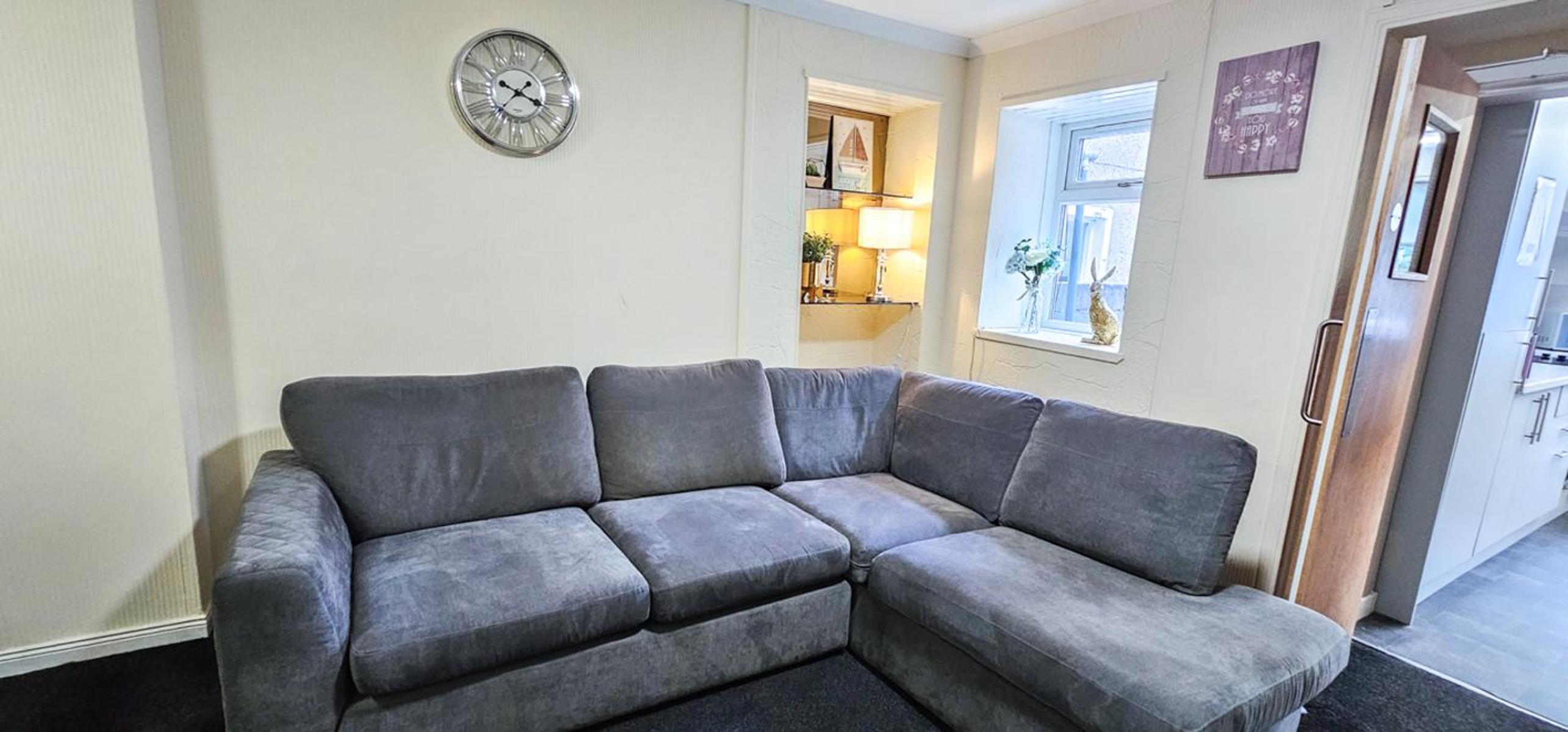 mySTAYINN Telford 7 Bedroom House view 5
