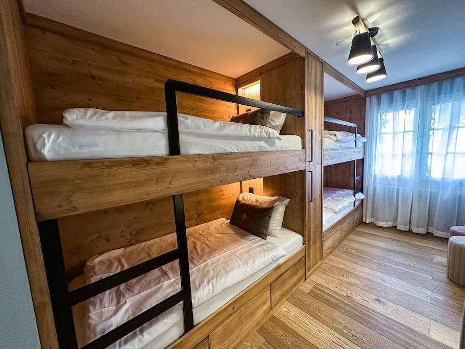 Chic Alpine Elegance: Designer Retreat in Samedan
