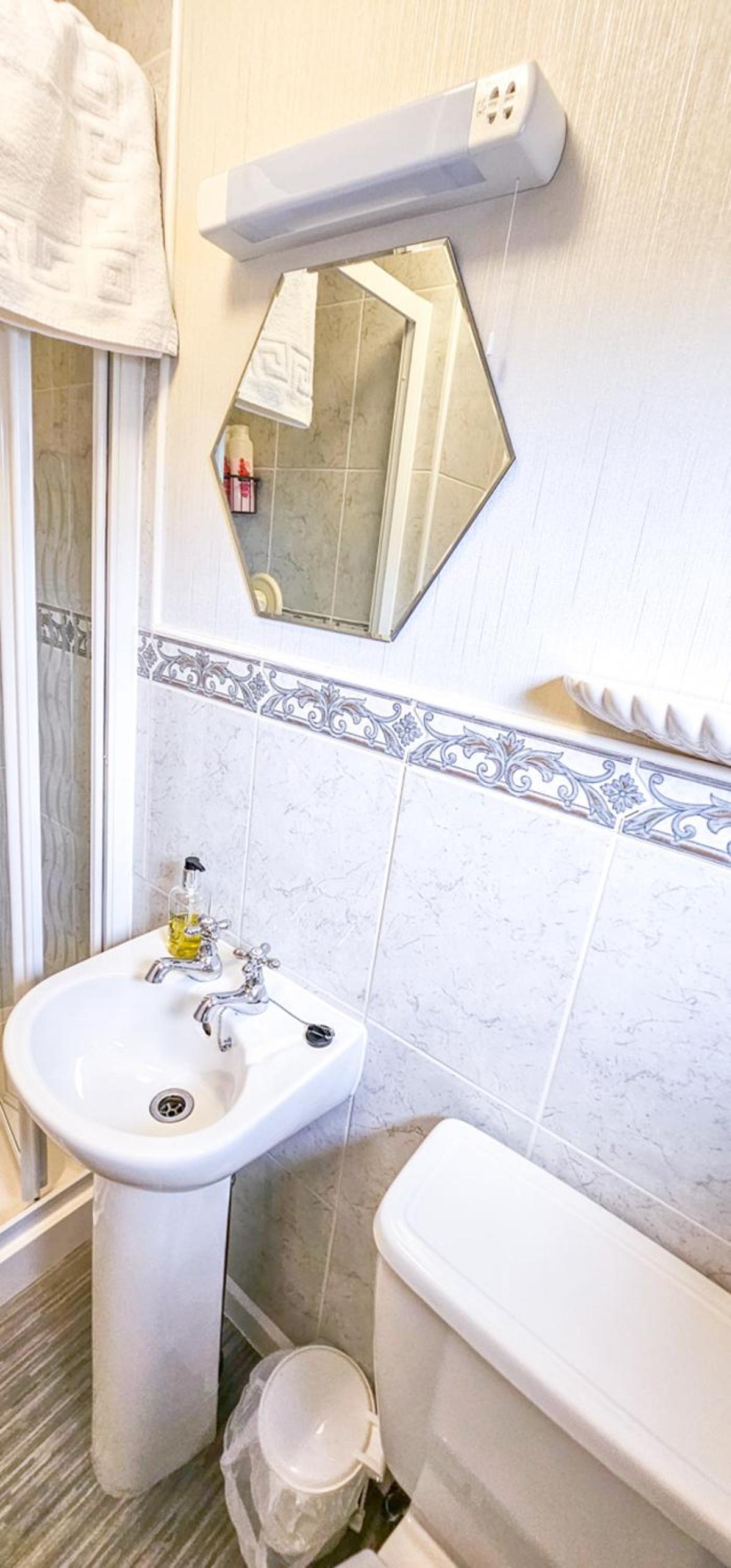 Photo 56