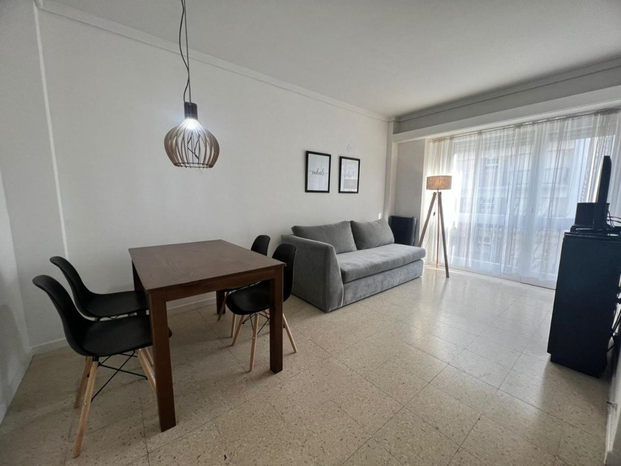 Departamento Indomito- Zona Guemes - Cochera Cubierta