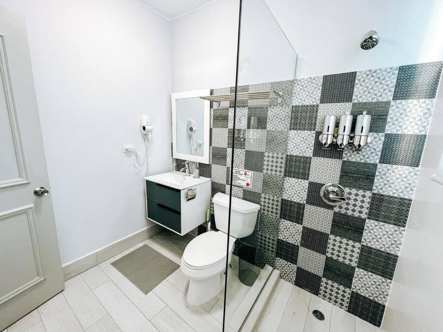 Picaflor 8 Elegant Studio Apt @ Miramar view 2