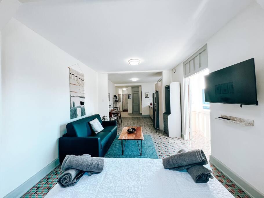 Picaflor 8 Elegant Studio Apt @ Miramar view 5