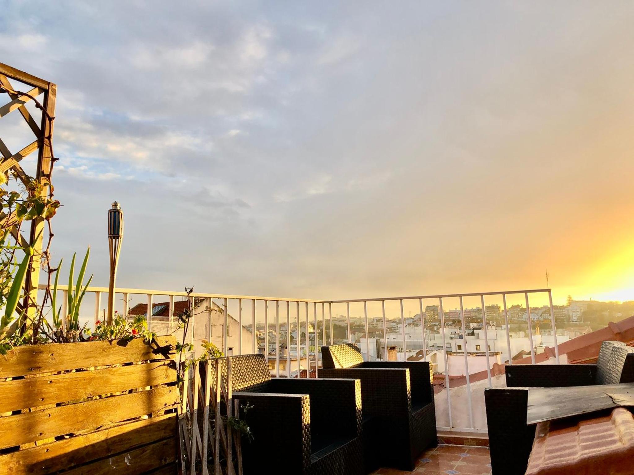 Eddie Rooftop Lisbon center view 2