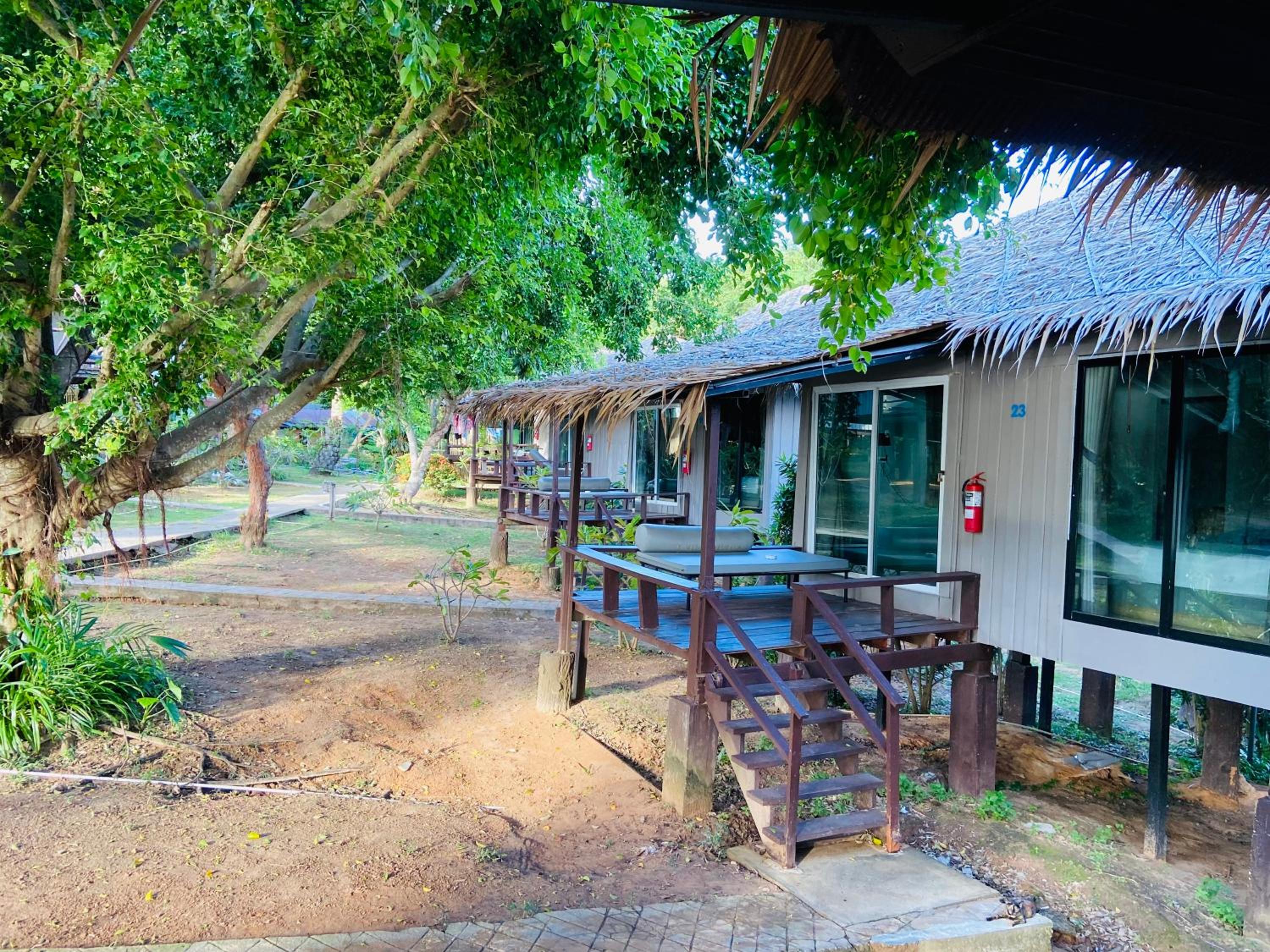 HIP Seaview Resort @ Phi Phi