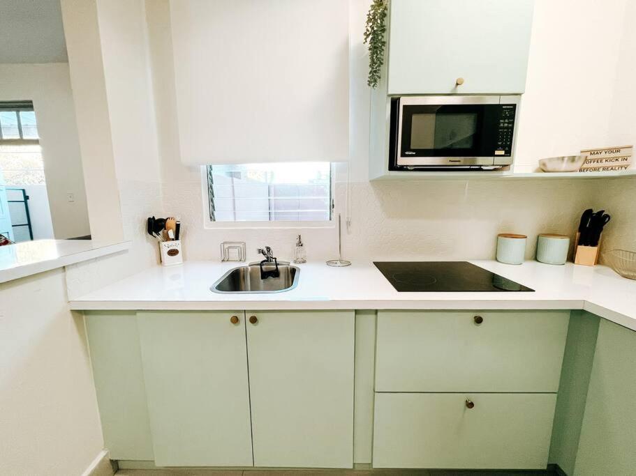 Picaflor 3 Home Style Apt W/ Futon Bed @ Miramar view 4
