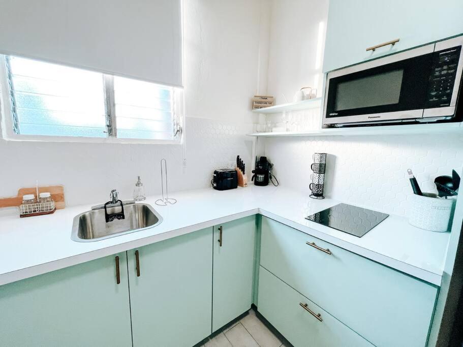 Picaflor 3 Home Style Apt W/ Futon Bed @ Miramar view 5