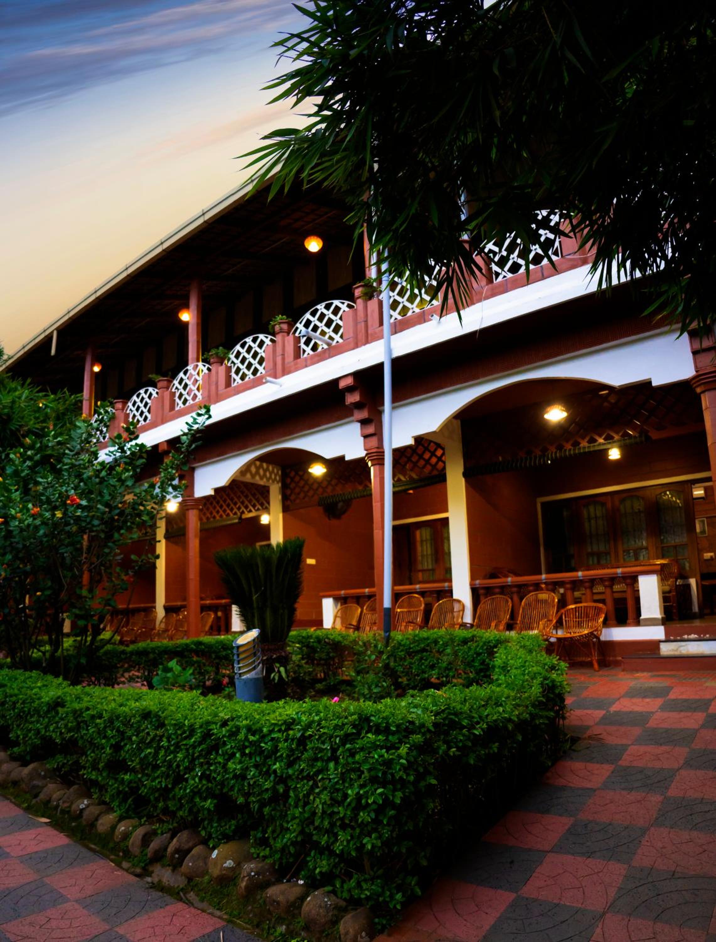 The Nest Inn Resort