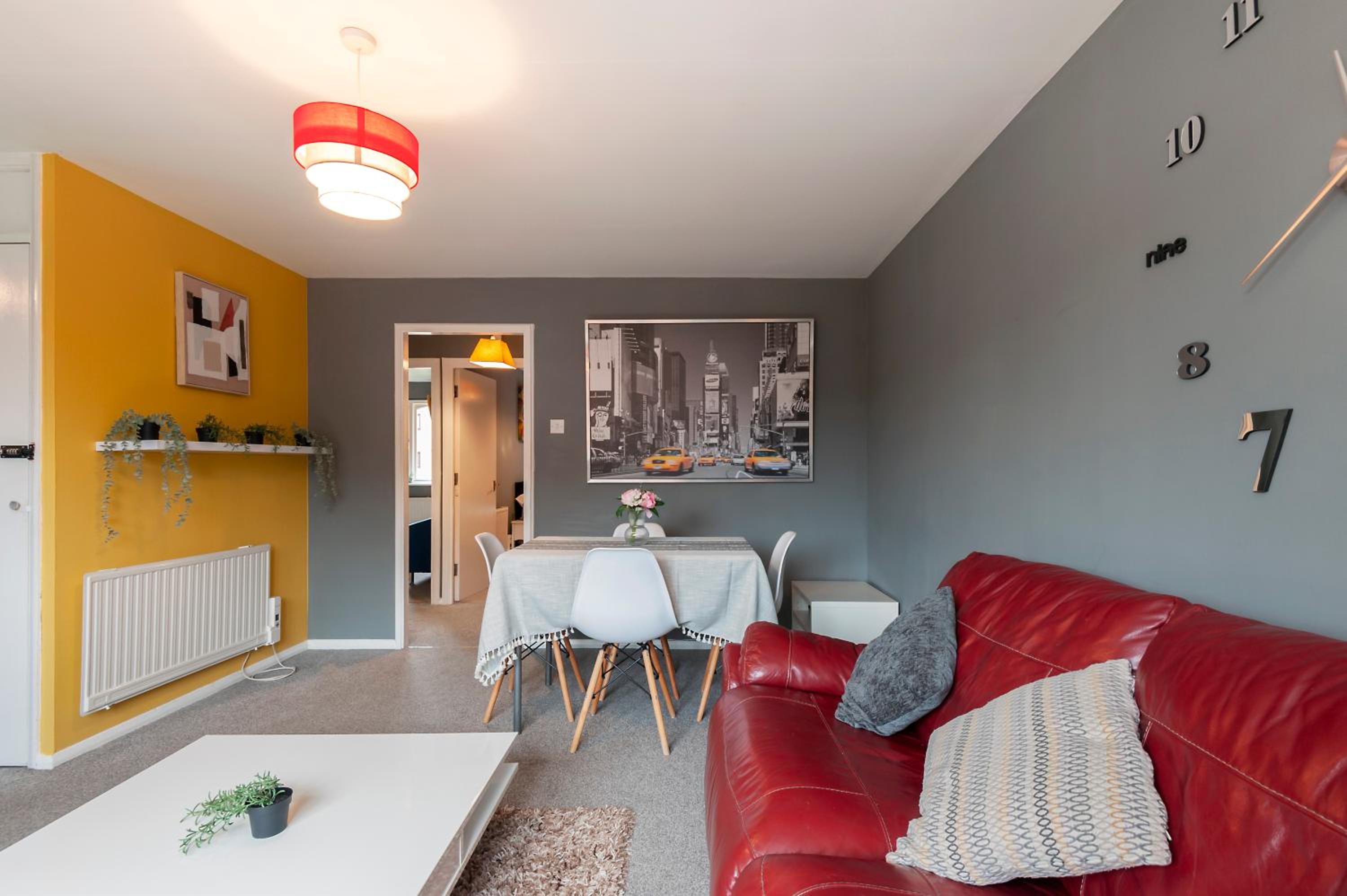 Cosy 2 BDR Flat with Free Parking close to Tower Bridge
