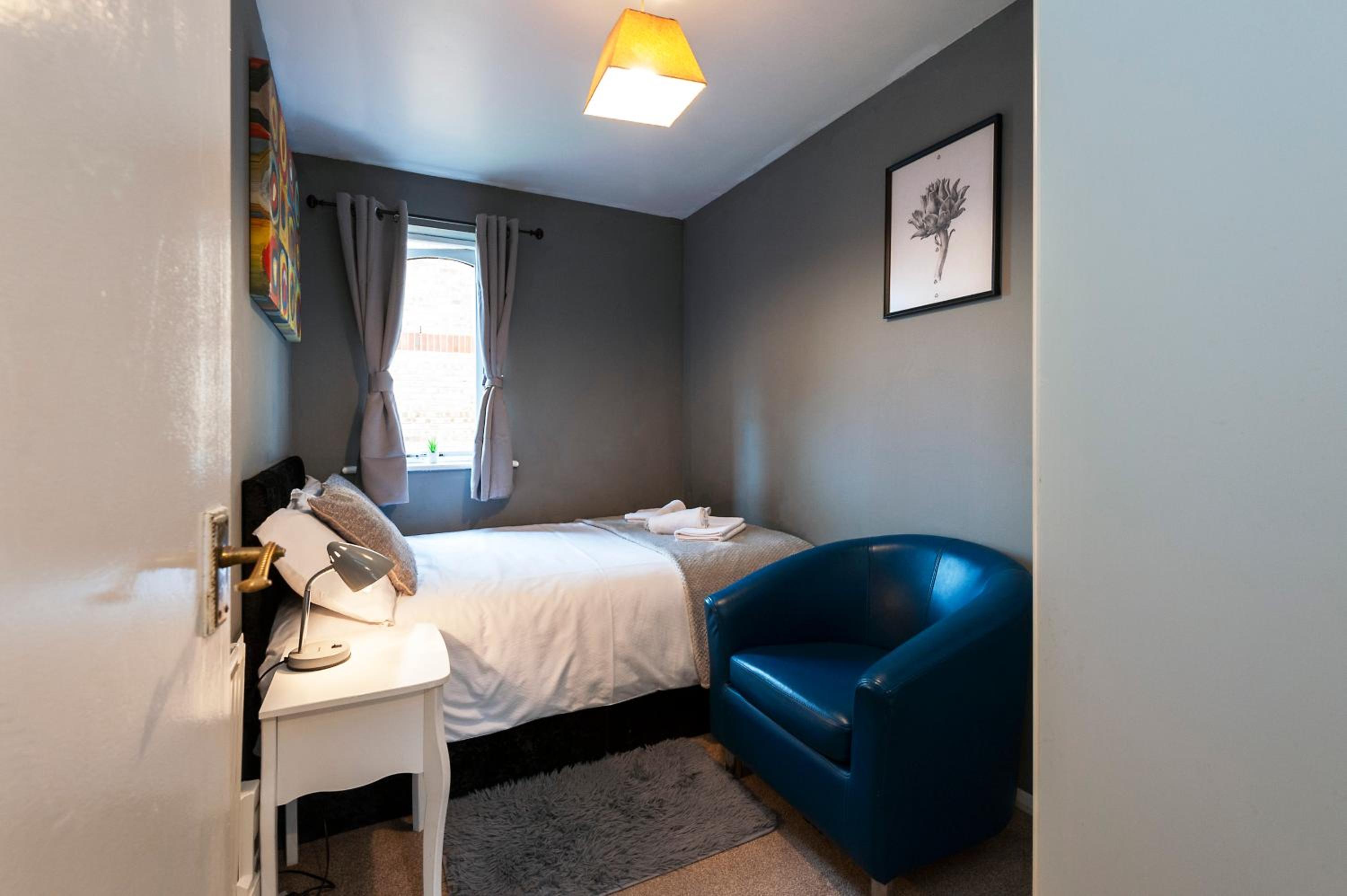Cosy 2 BDR Flat with Free Parking close to Tower Bridge