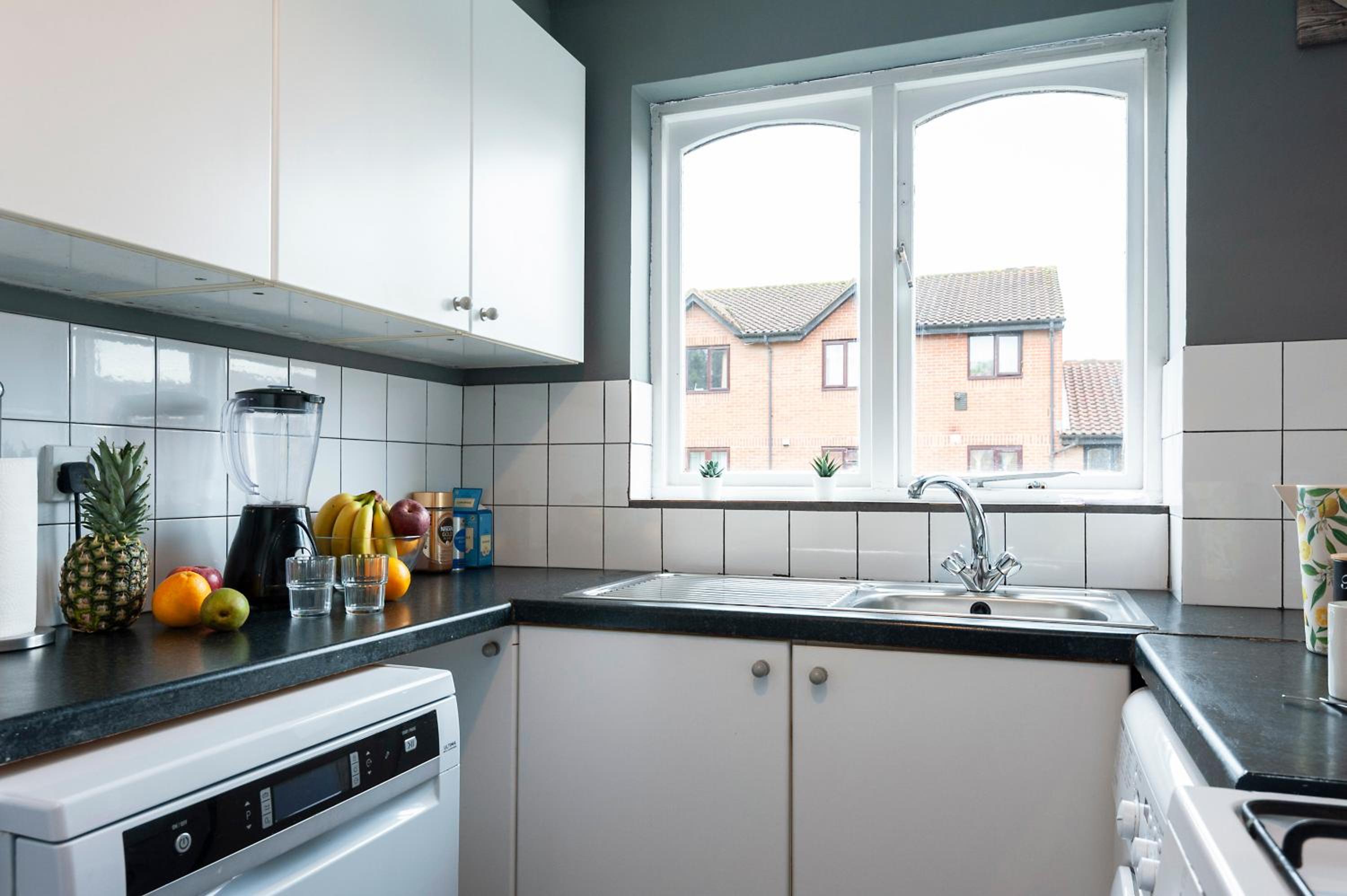 Cosy 2 BDR Flat with Free Parking close to Tower Bridge