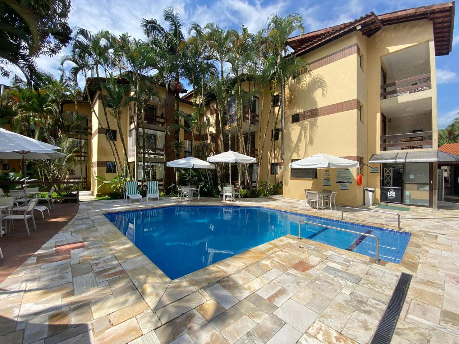 FLAT COM VARANDA E SERVIÇOS NO RIVIERA GREEN