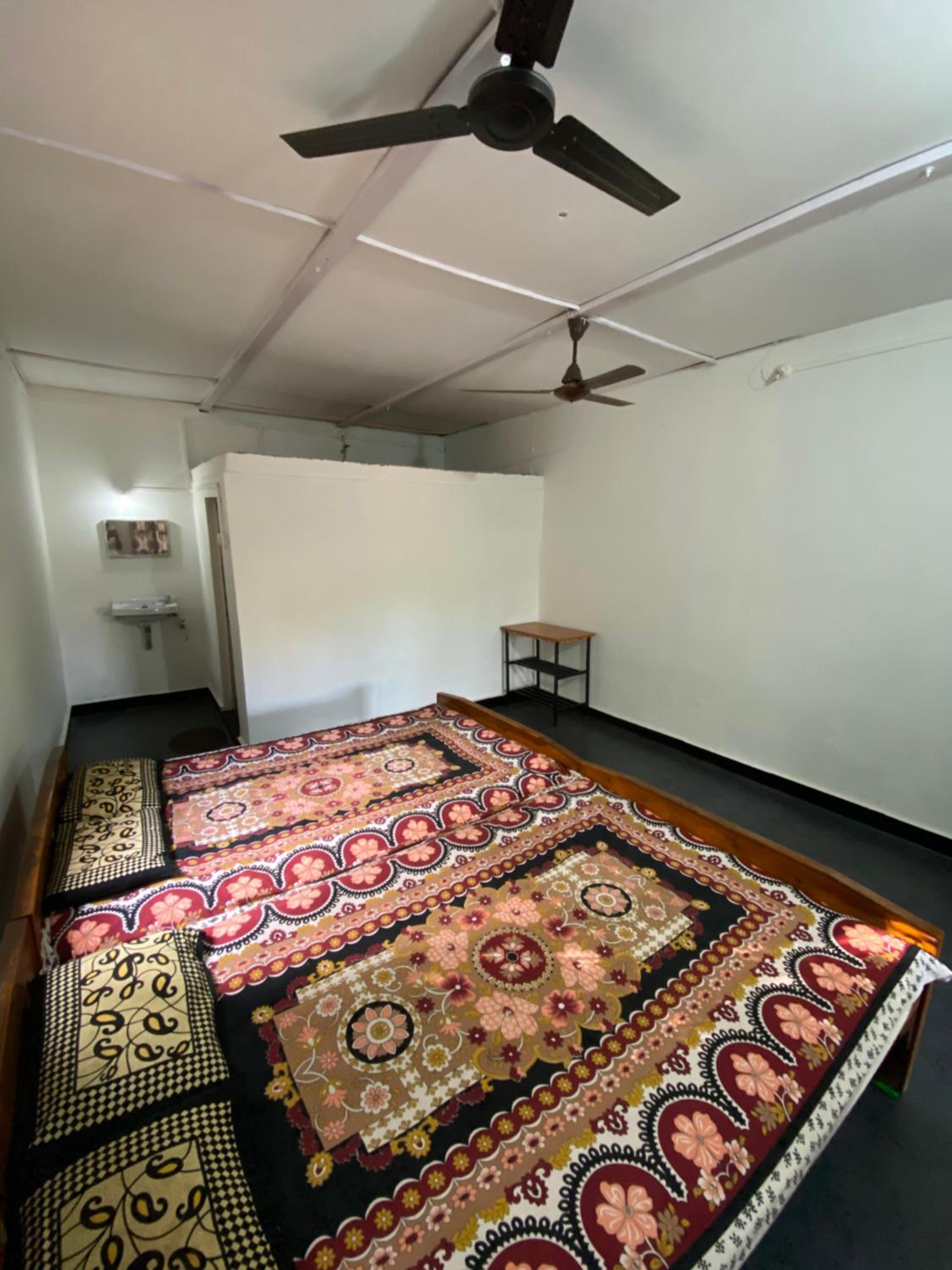 Hotel AVIRAJ NIVAS