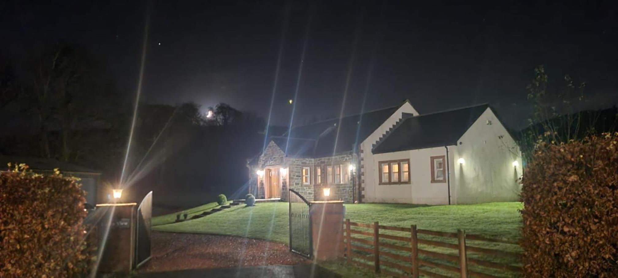 Hotel Auchendennan Farm Self Catering Cottages