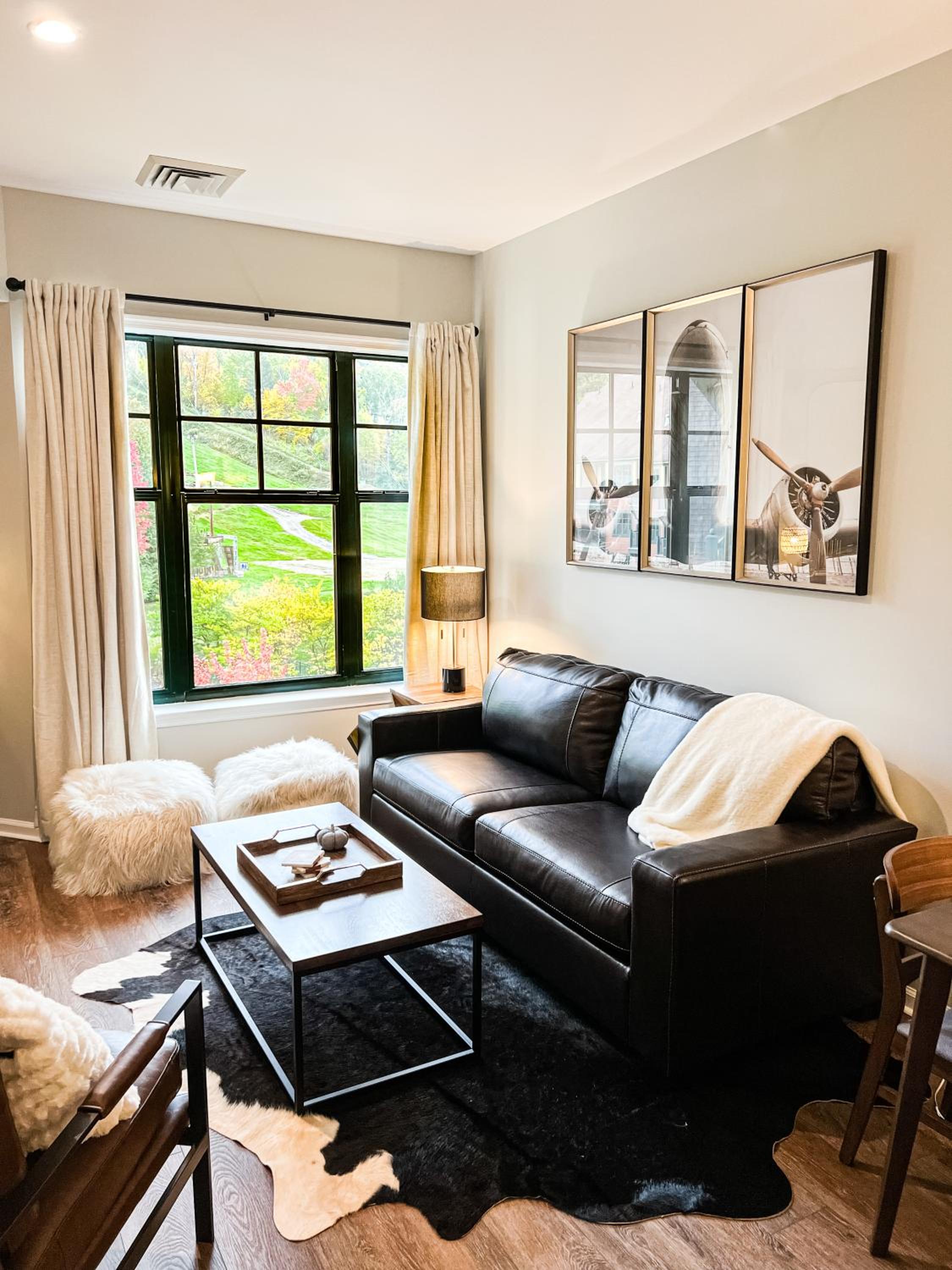 Cozy Mountain View Condo - Property Image 2