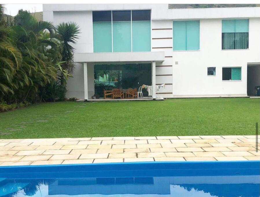 Beautiful house: your choice