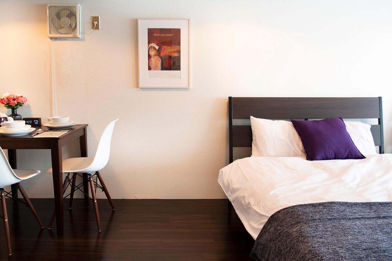 hotel room