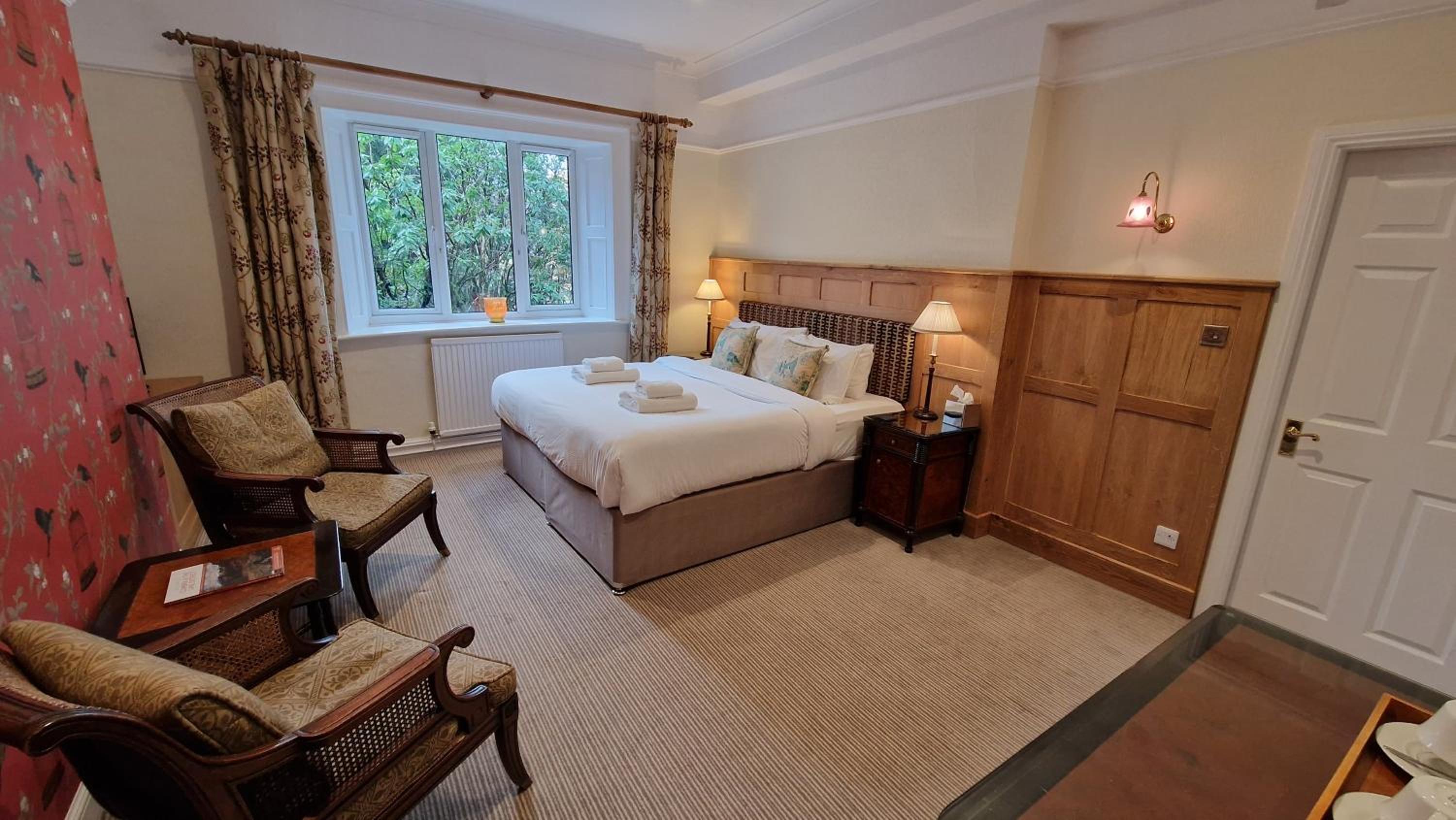 Ambleside Manor - Vegetarian B&B view 2
