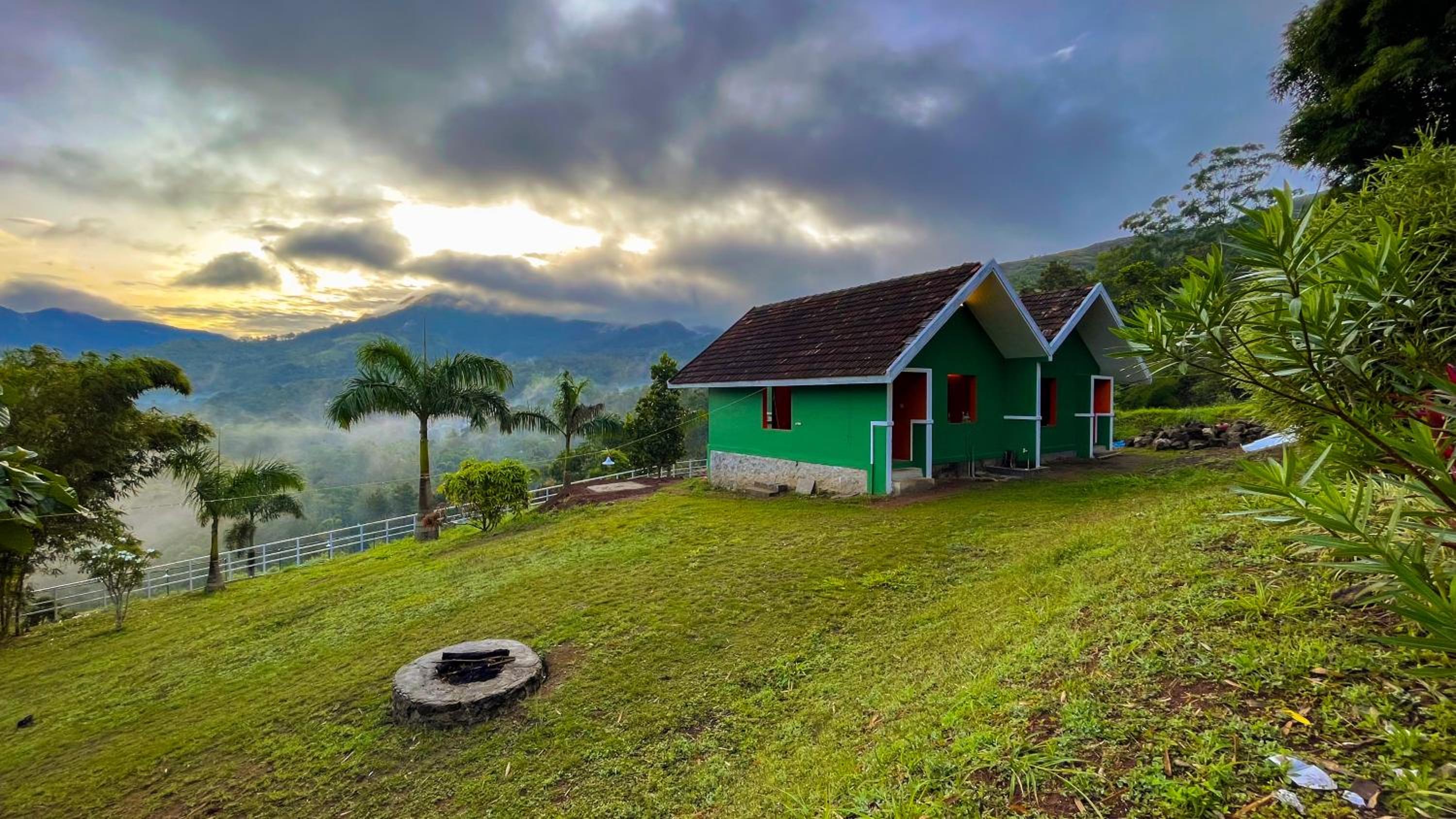 Elenor Cottages