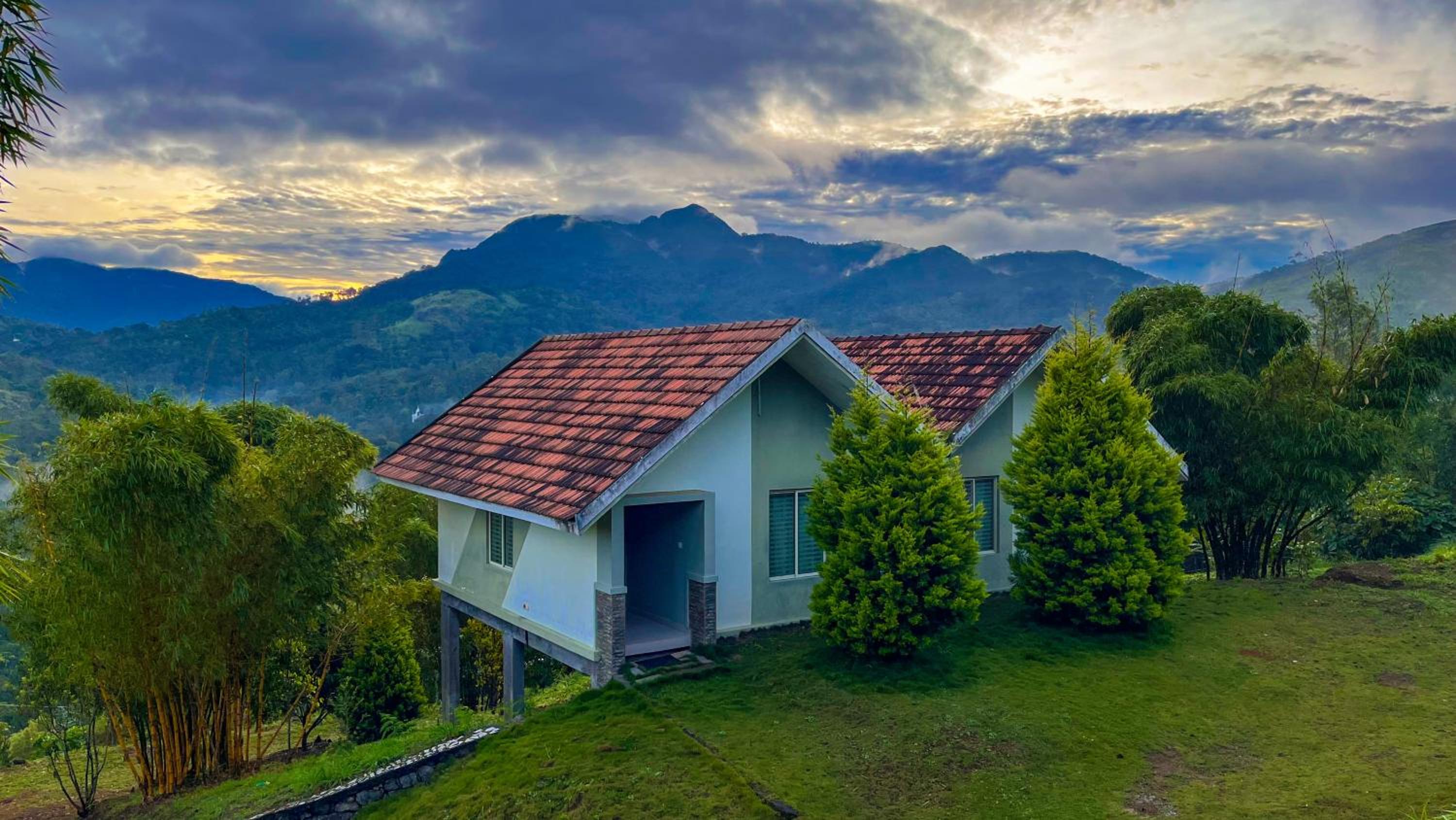 Elenor Cottages