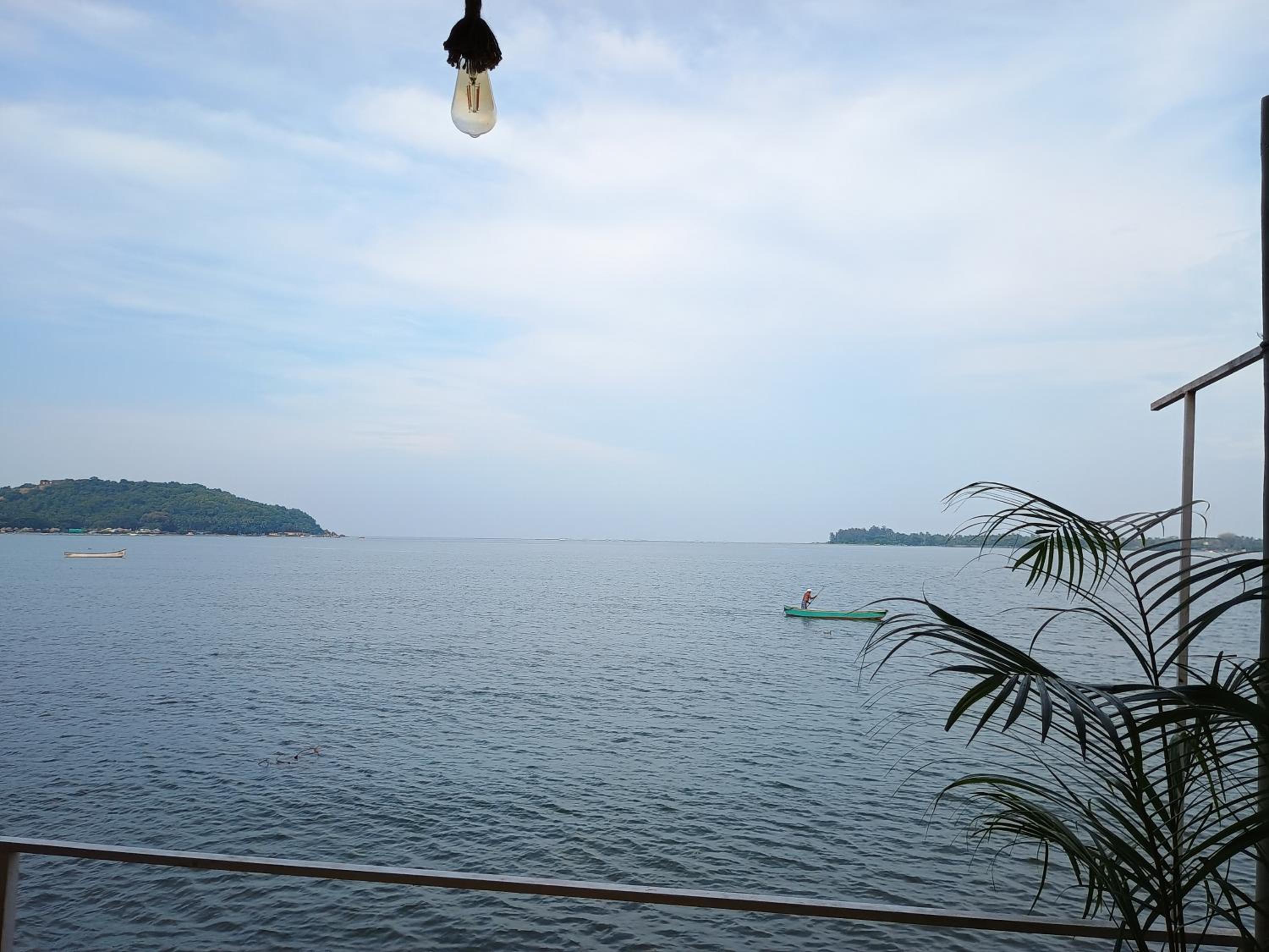 GS Home on the Bay - Super Sea view glass studio apartment view 5