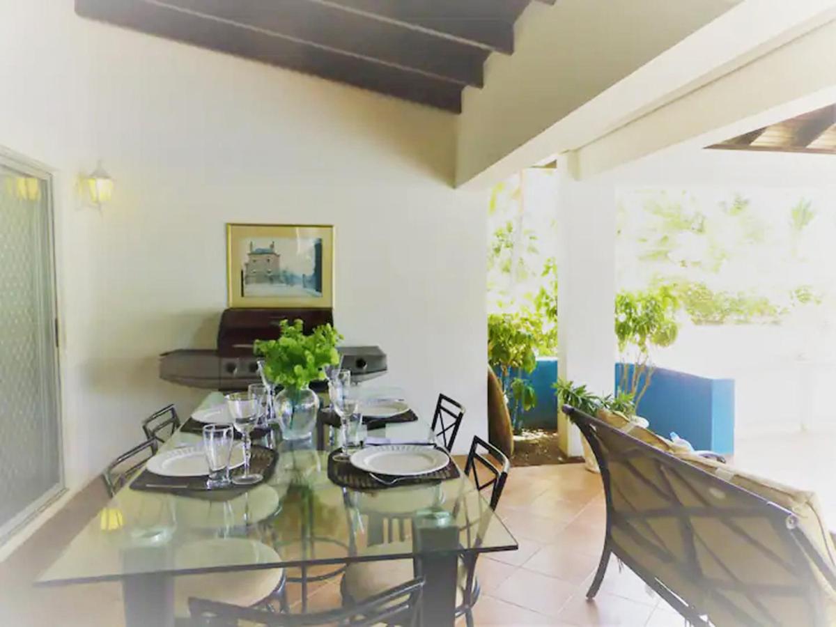 Coral Villa, Pool, Ocean Views, Beach Sea