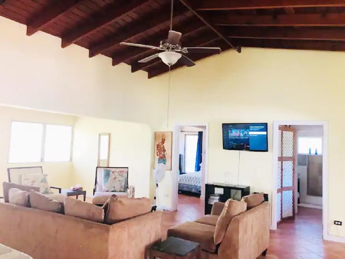 Coral Villa, Pool, Ocean Views, Beach Sea