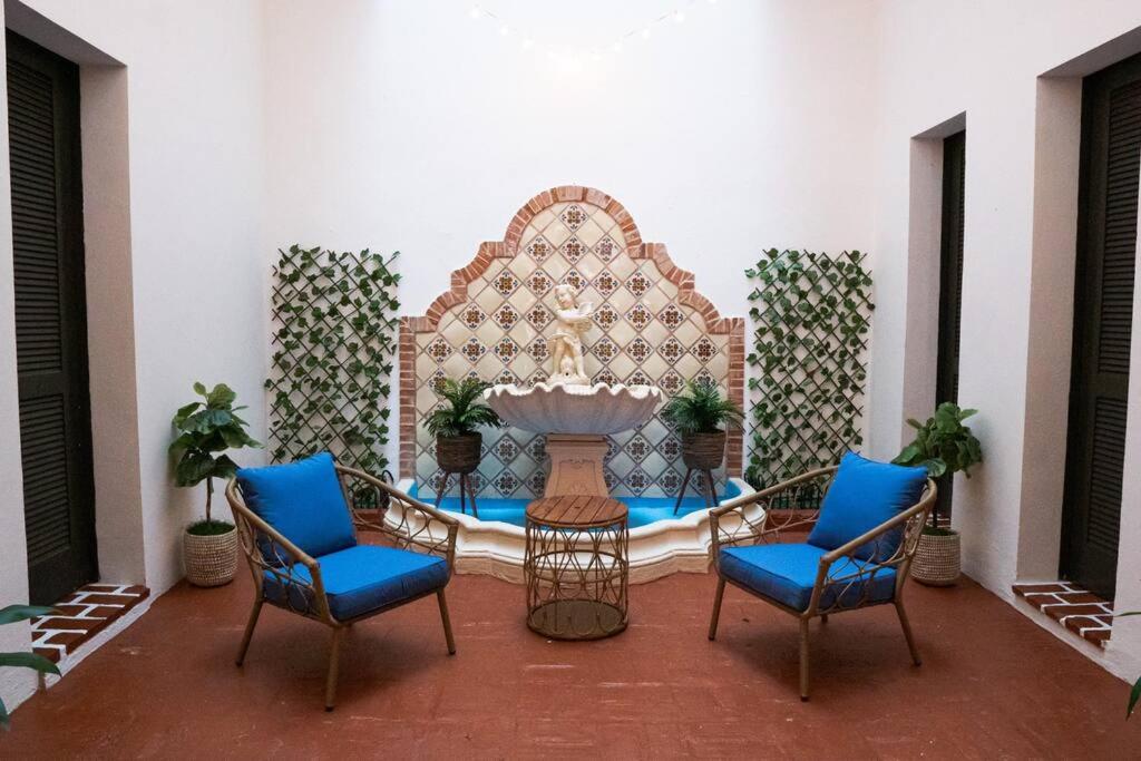 lounge