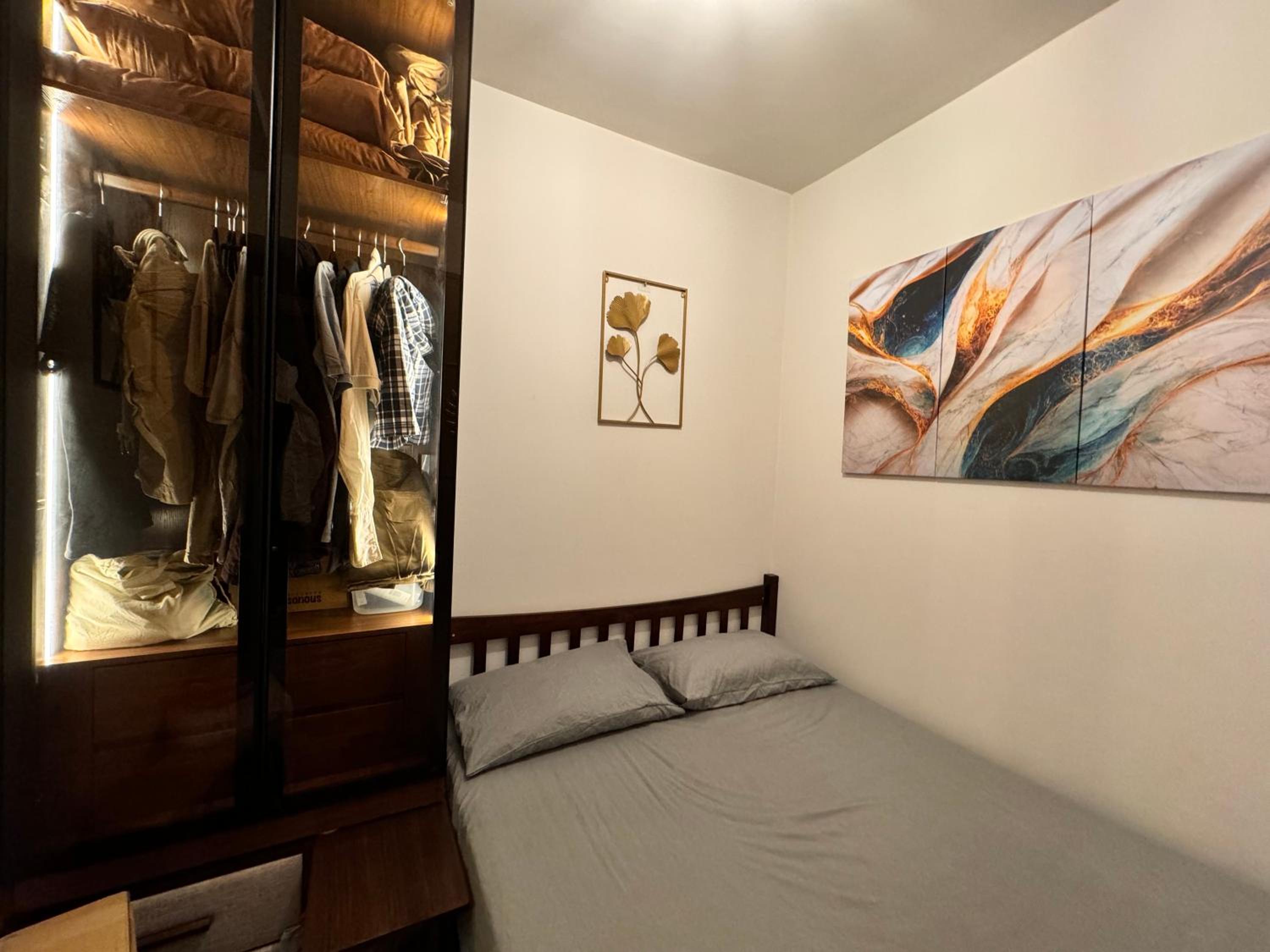 Penthouse Lvl Luxury Cndo Nr MOA