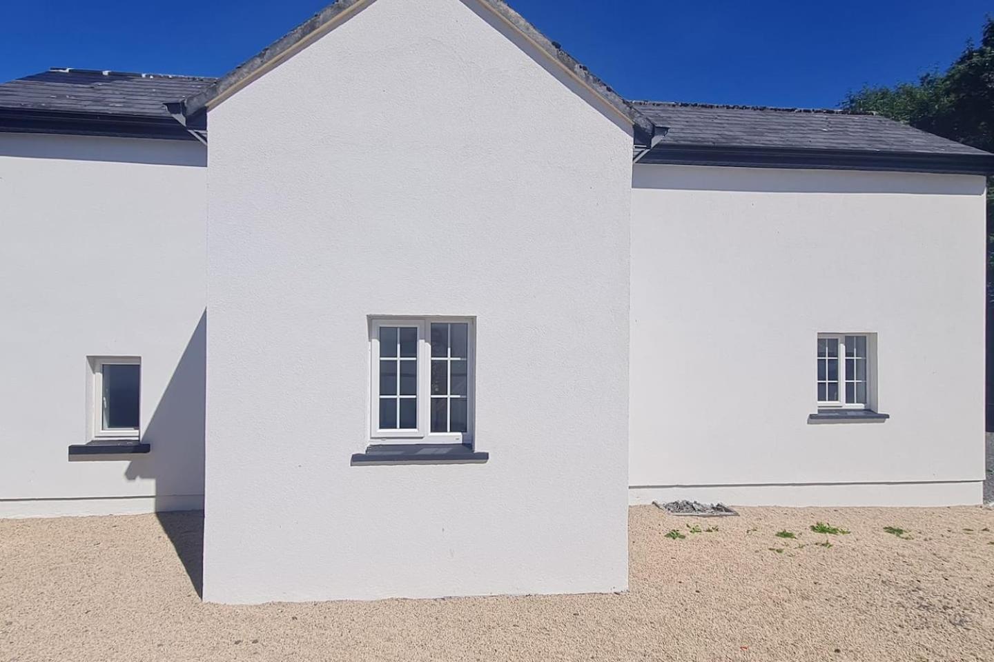 Petit Lough Arrow cottage