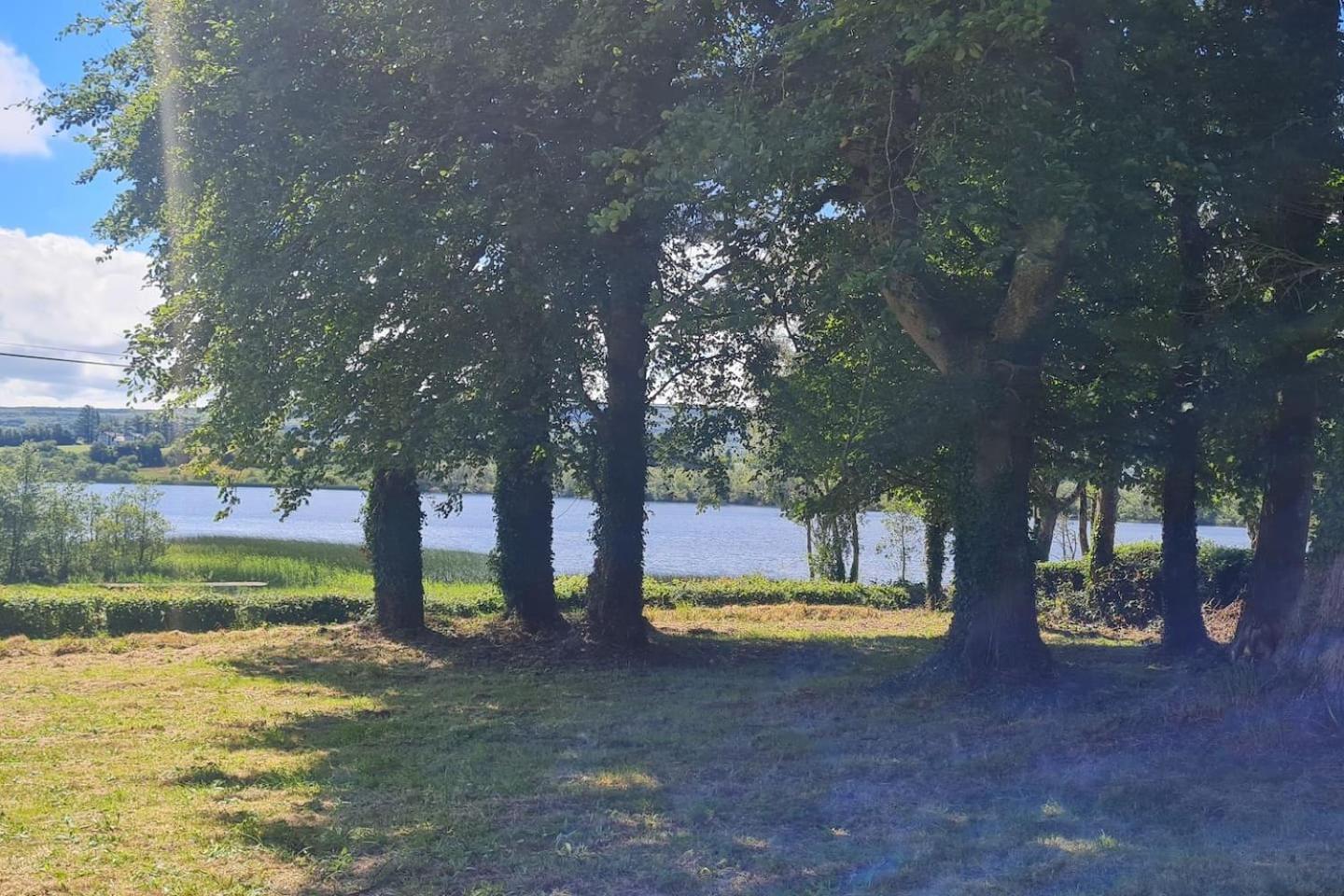 Petit Lough Arrow cottage