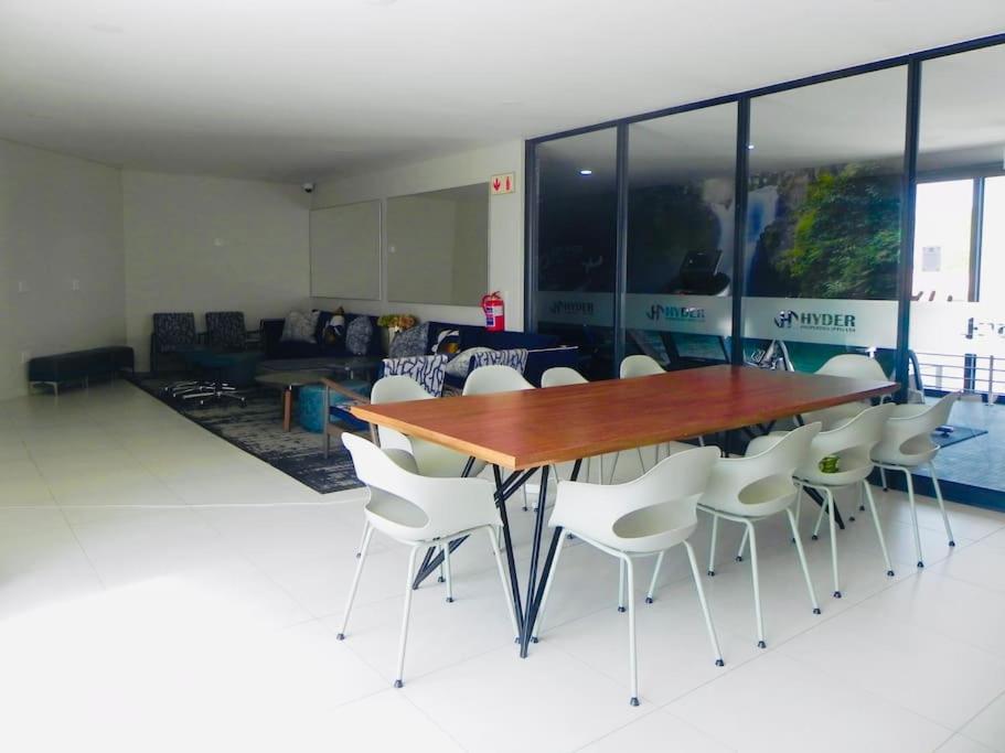 Bounce Modern Home of Comfort 2 view 4