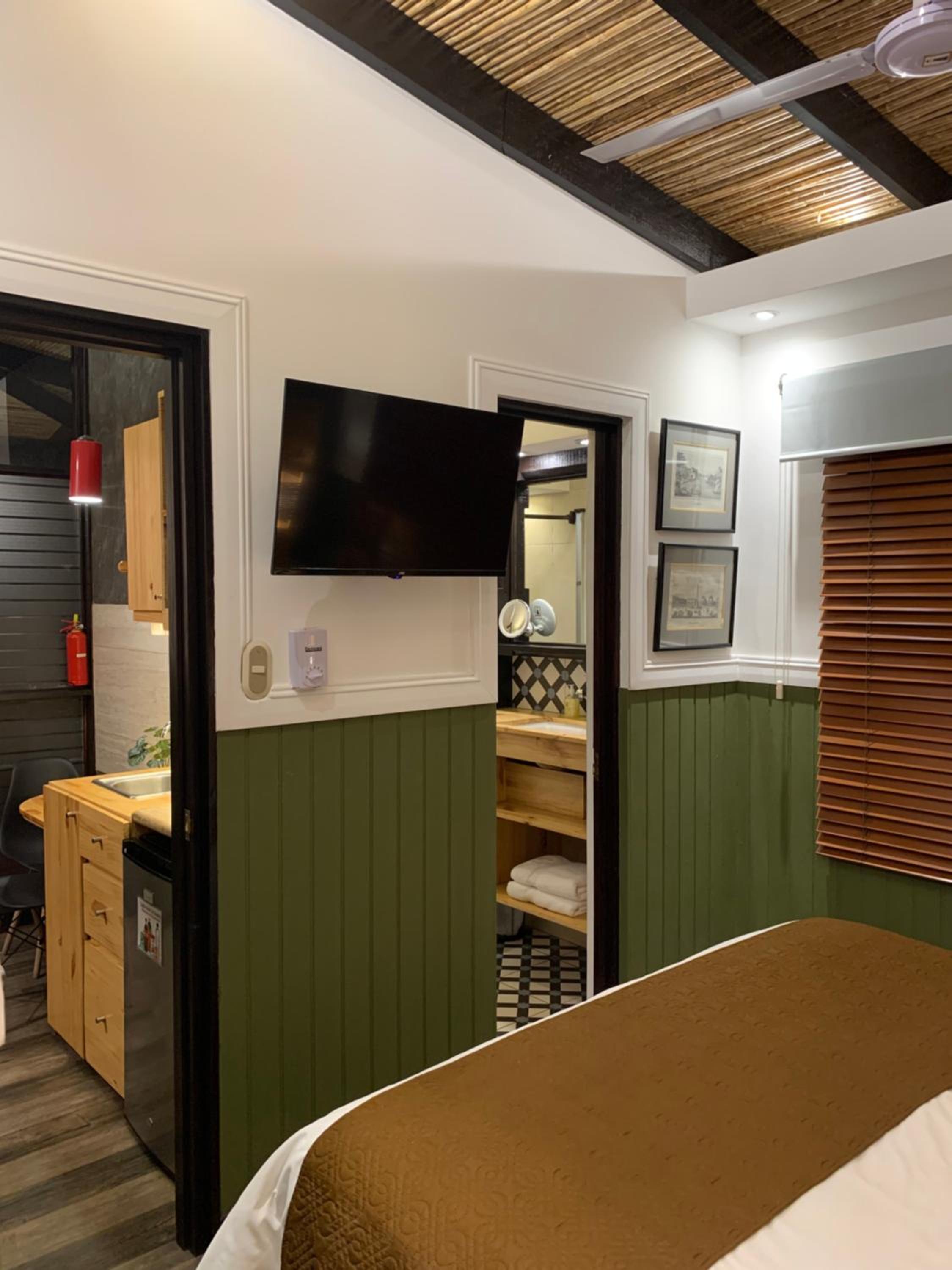 ARANJUEZ LOFTS Santa Ana