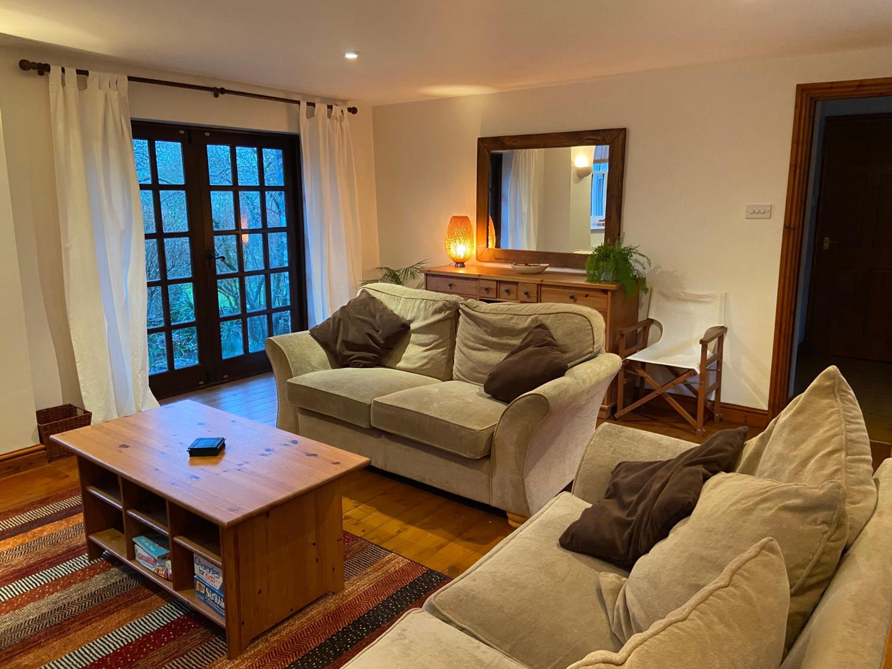 Barnhaven, beautiful converted coach house in National Park view 5